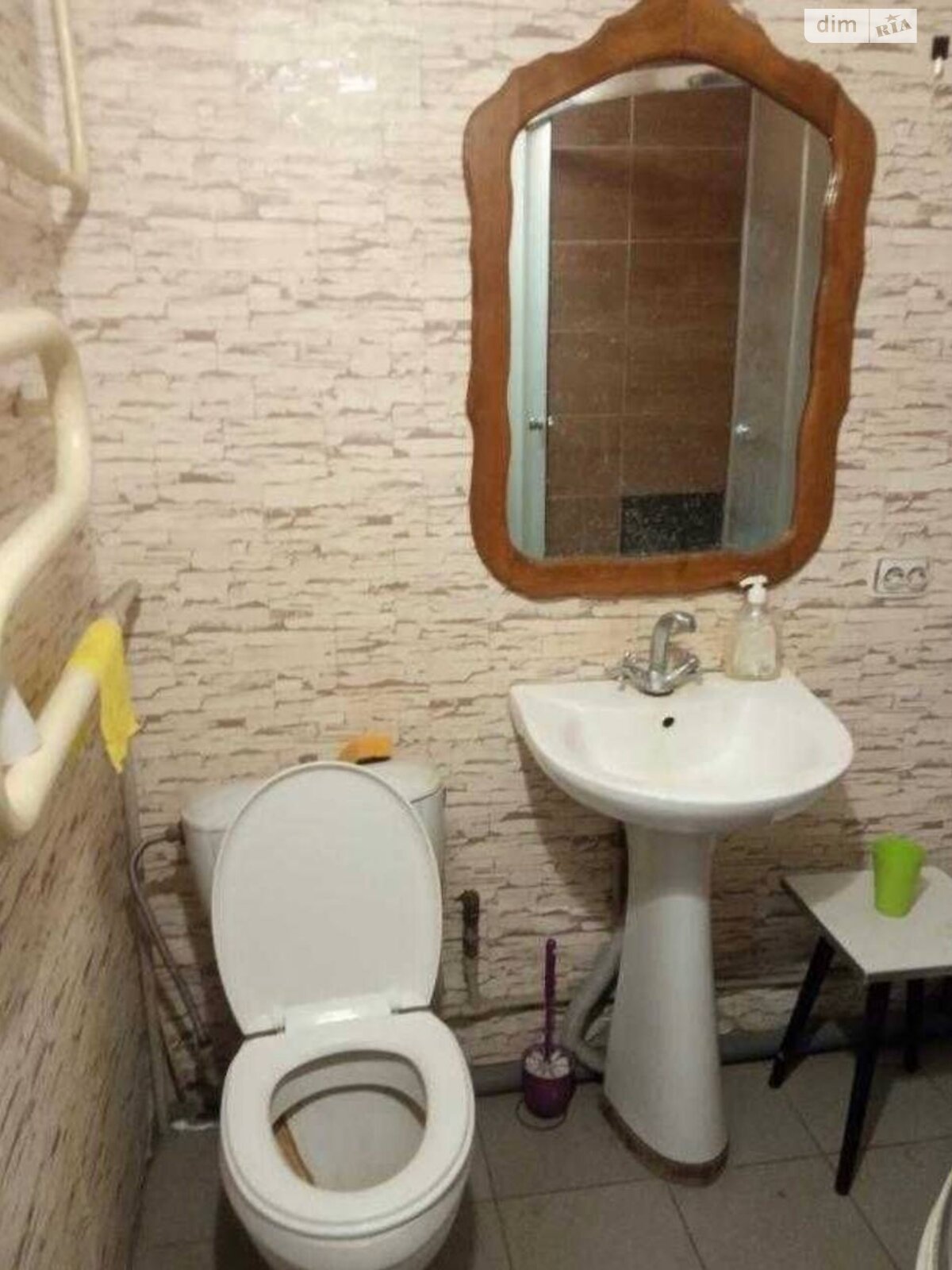 Продажа однокомнатной квартиры в Харькове, на ул. Защитников Неба 50, район 1-ый микрорайон фото 1