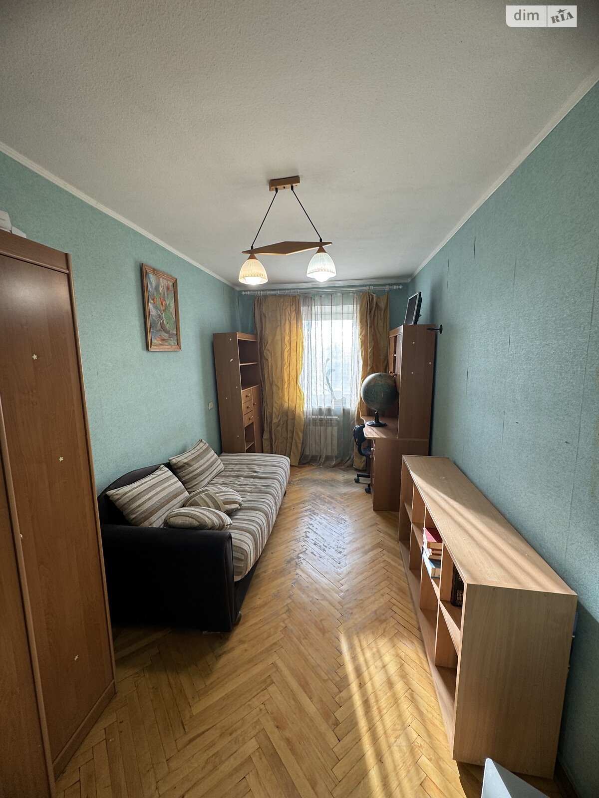 Продажа трехкомнатной квартиры в Харькове, на ул. Защитников Неба 52, район 1-ый микрорайон фото 1