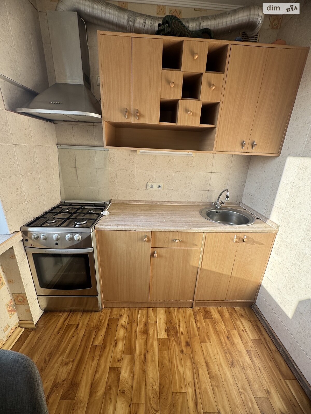 Продажа трехкомнатной квартиры в Харькове, на ул. Защитников Неба 52, район 1-ый микрорайон фото 1