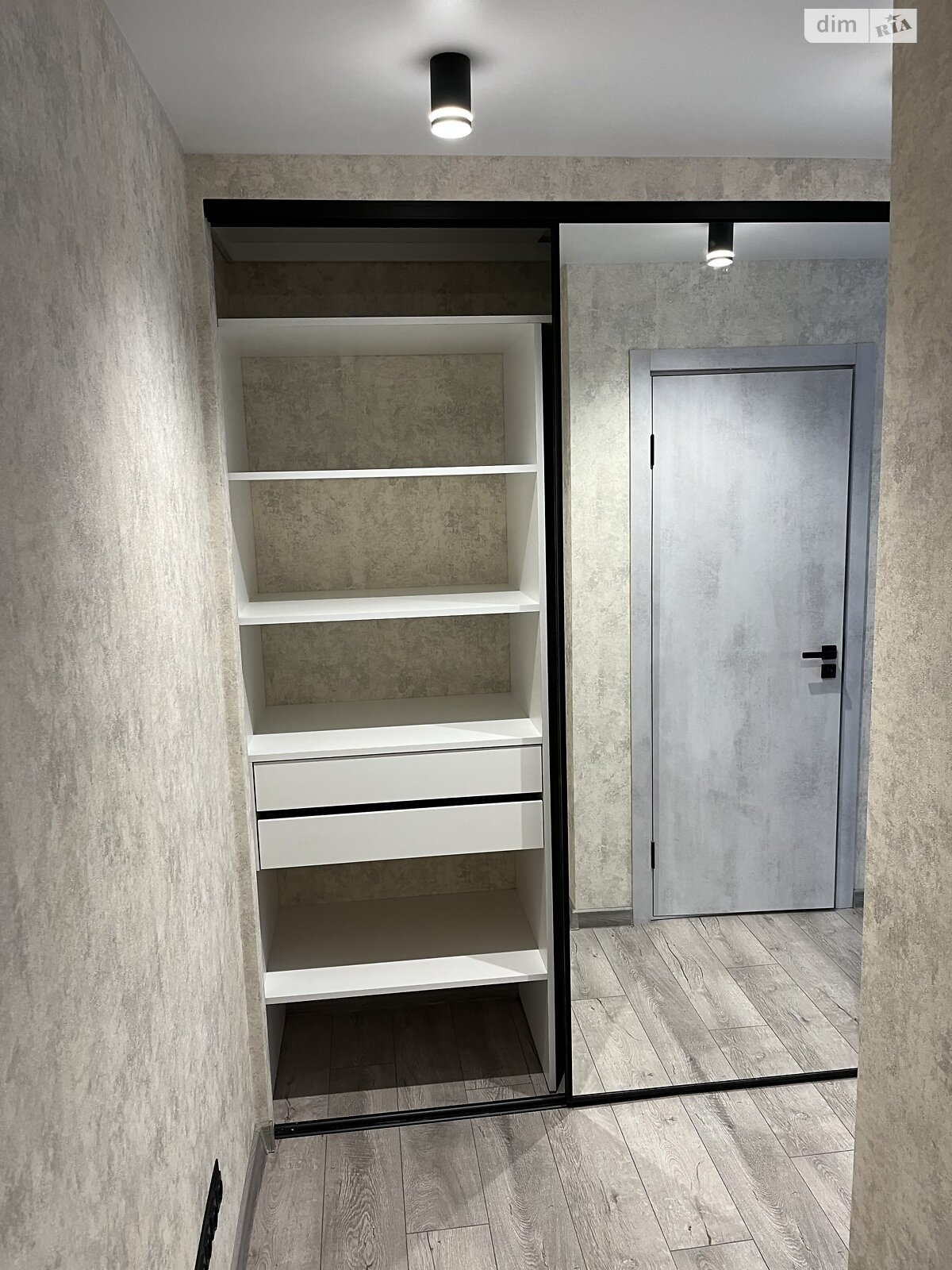 Продажа однокомнатной квартиры в Харькове, на ул. 23-го Августа 22, район 2-ой микрорайон фото 1 Продажа однокомнатной квартиры в Харькове, на ул. 23-го Августа 22, район 2-ой микрорайон фото 1