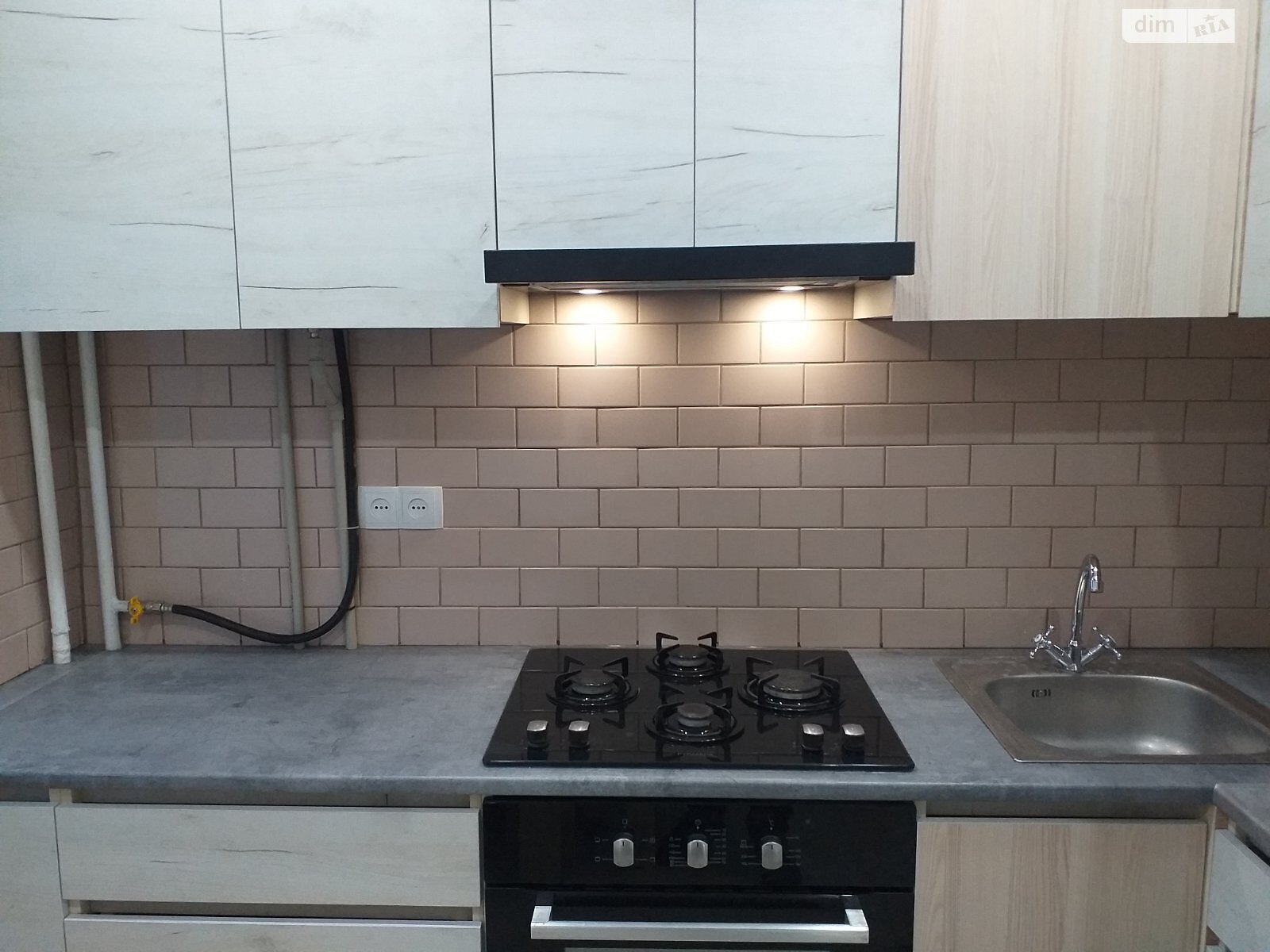 Продаж двокімнатної квартири в Харкові, на вул. Вартових Неба 47А, район 2-ий мікрорайон фото 1 Продаж двокімнатної квартири в Харкові, на вул. Вартових Неба 47А, район 2-ий мікрорайон фото 1