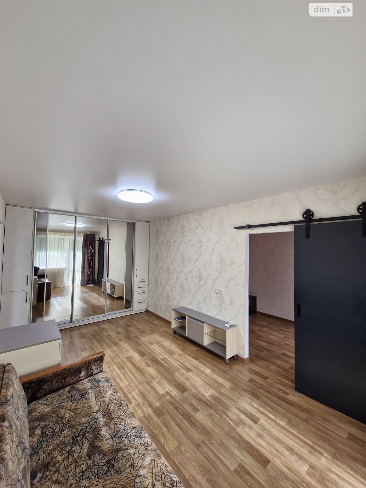 Продажа двухкомнатной квартиры в Харькове, на ул. Защитников Неба 47А, район 2-ой микрорайон фото 1 Продажа двухкомнатной квартиры в Харькове, на ул. Защитников Неба 47А, район 2-ой микрорайон фото 1