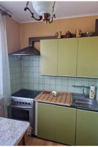 Продаж однокімнатної квартири в Харкові, на вул. Енвера Ахсарова 18, район 335-ий мікрорайон фото 2