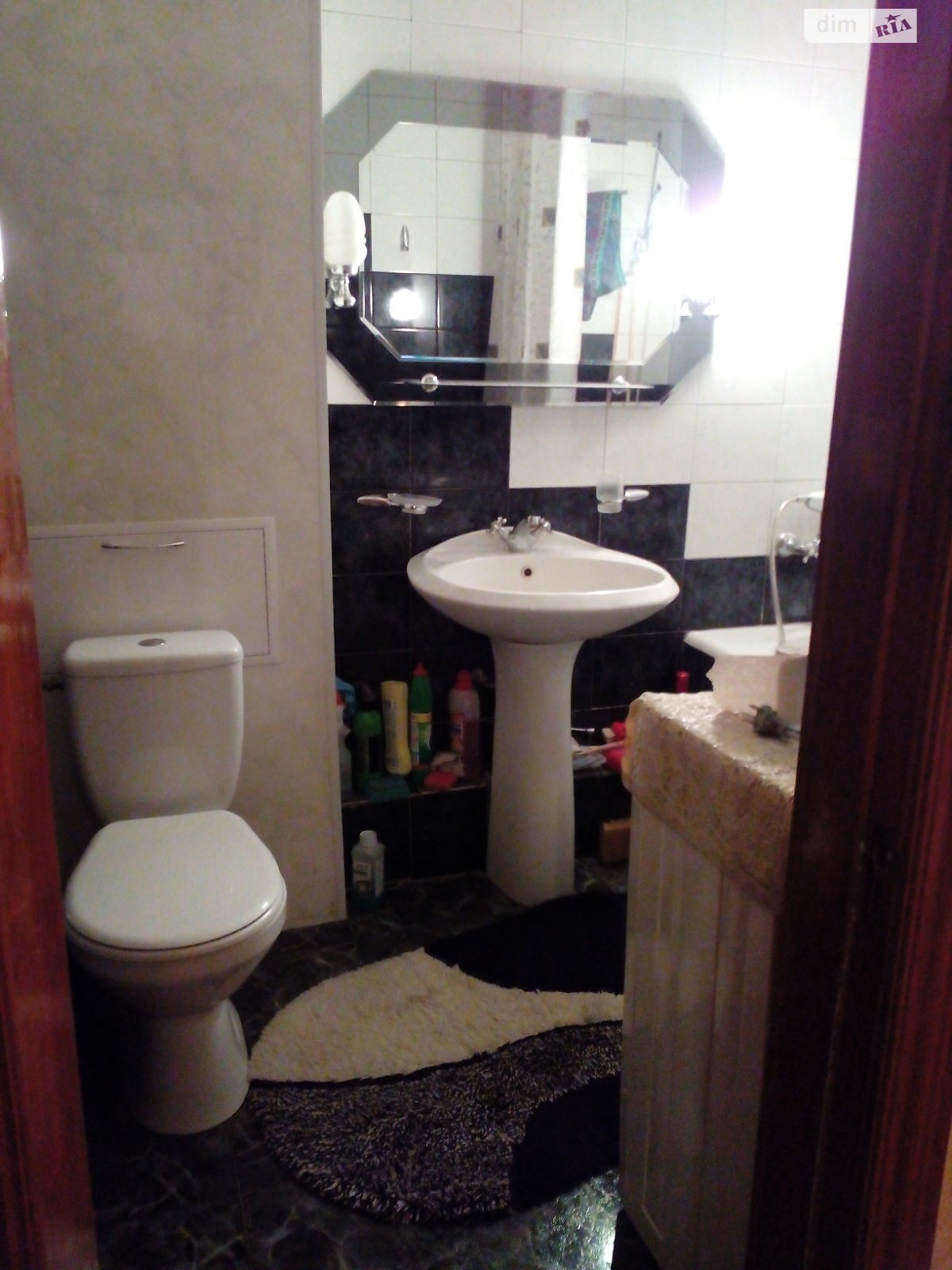 Продажа двухкомнатной квартиры в Харькове, на ул. Энвера Ахсарова 20, район 335-ый микрорайон фото 1 Продажа двухкомнатной квартиры в Харькове, на ул. Энвера Ахсарова 20, район 335-ый микрорайон фото 1