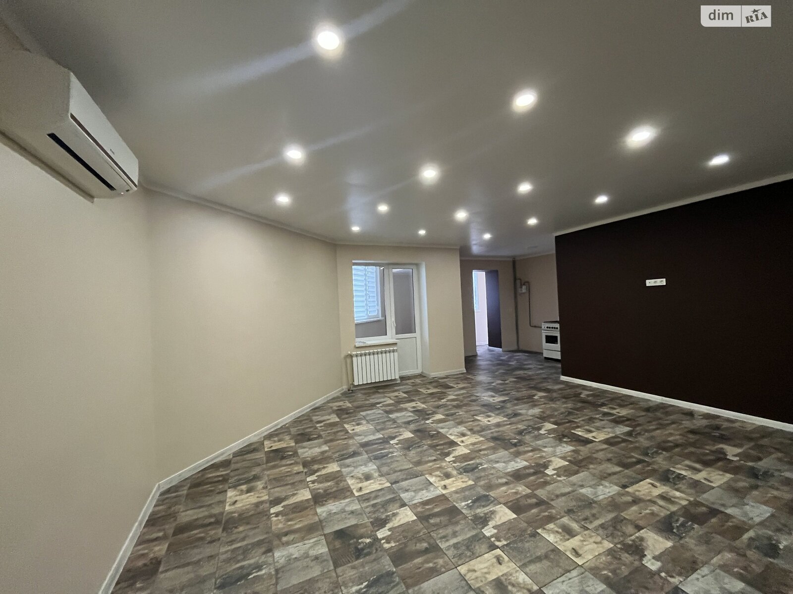 Продажа трехкомнатной квартиры в Харькове, на просп. Людвига Свободы 20А, район 335-ый микрорайон фото 1