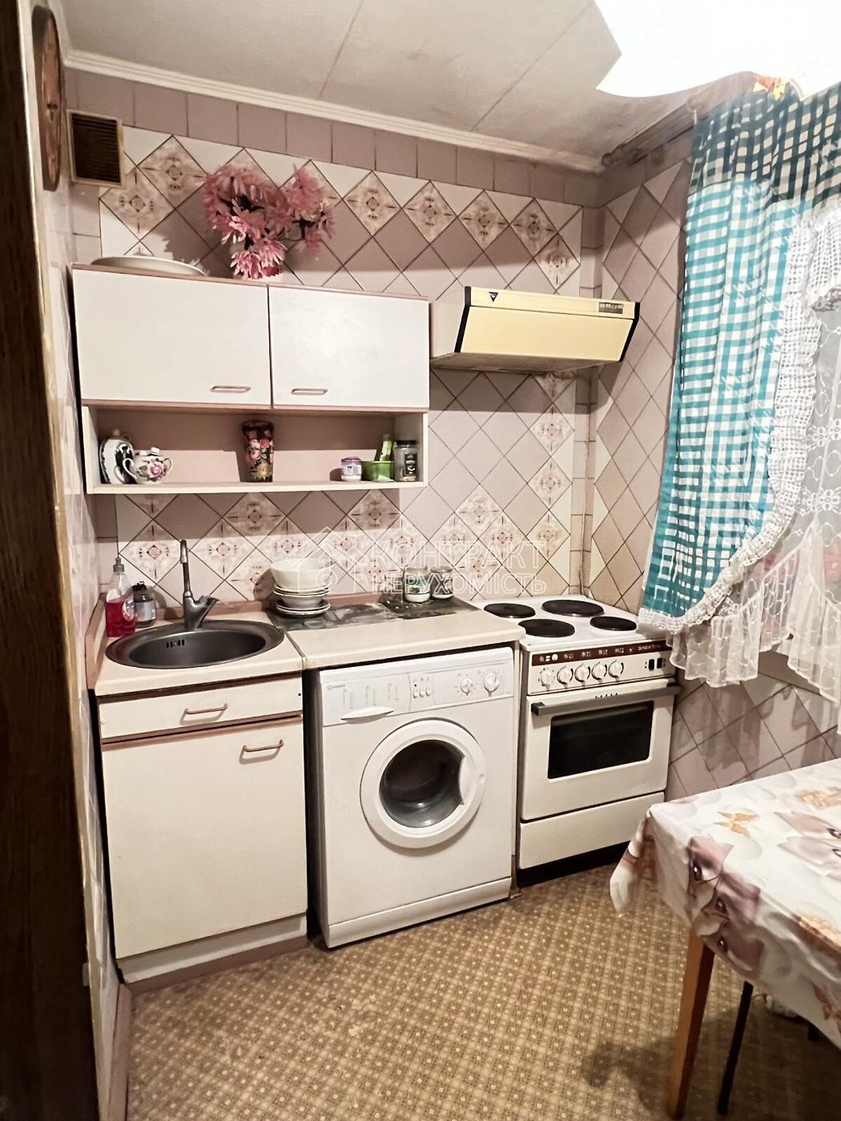 Продаж двокімнатної квартири в Харкові, на вул. Асхарова 23, район 337-ий мікрорайон фото 1 Продаж двокімнатної квартири в Харкові, на вул. Асхарова 23, район 337-ий мікрорайон фото 1