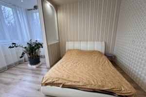 Продаж чотирикімнатної квартири в Харкові, на вул. Енвера Ахсарова 13А, район 337-ий мікрорайон фото 2