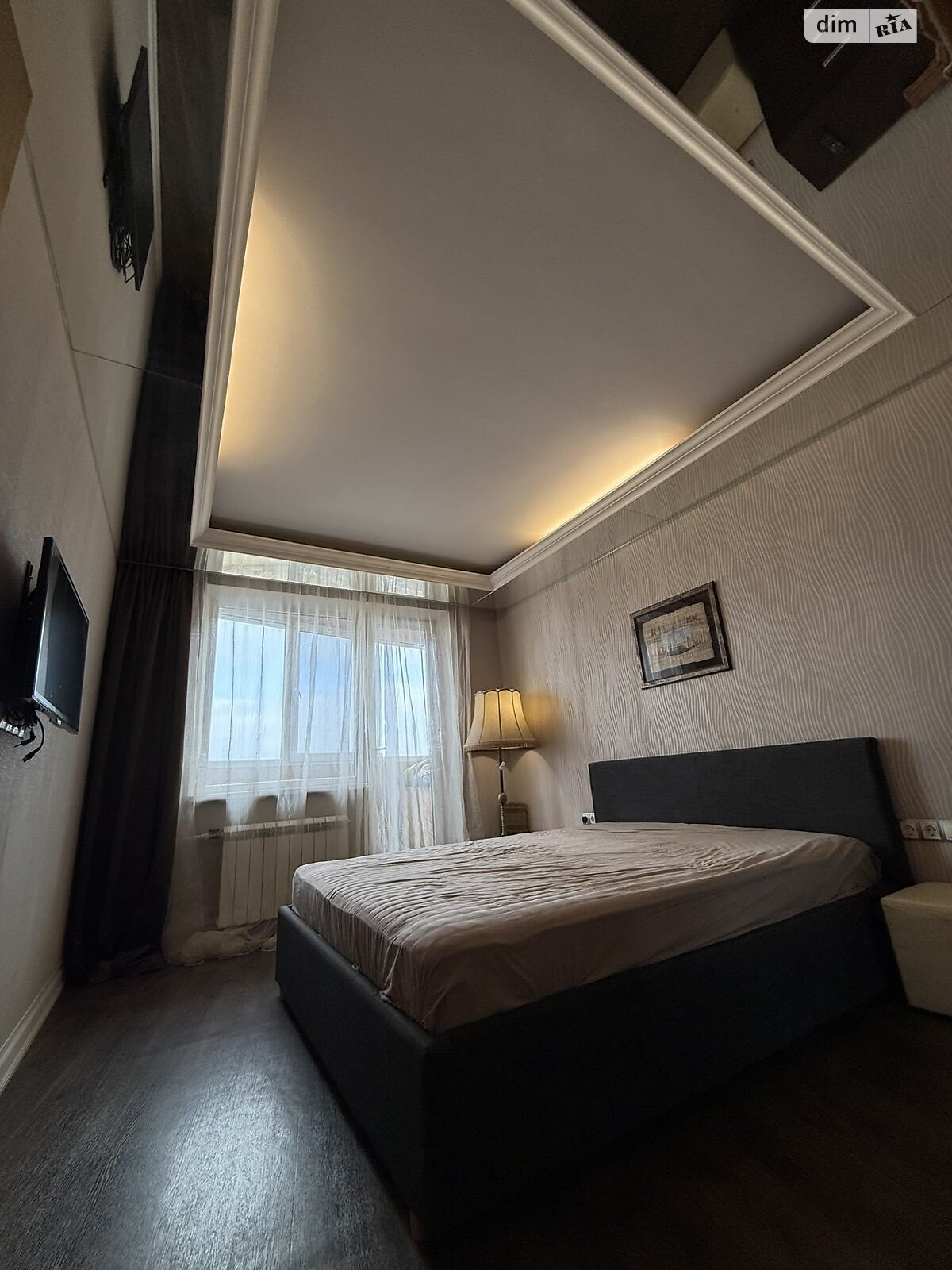 Продажа трехкомнатной квартиры в Харькове, на ул. Энвера Ахсарова 17, район 337-ой микрорайон фото 1 Продажа трехкомнатной квартиры в Харькове, на ул. Энвера Ахсарова 17, район 337-ой микрорайон фото 1