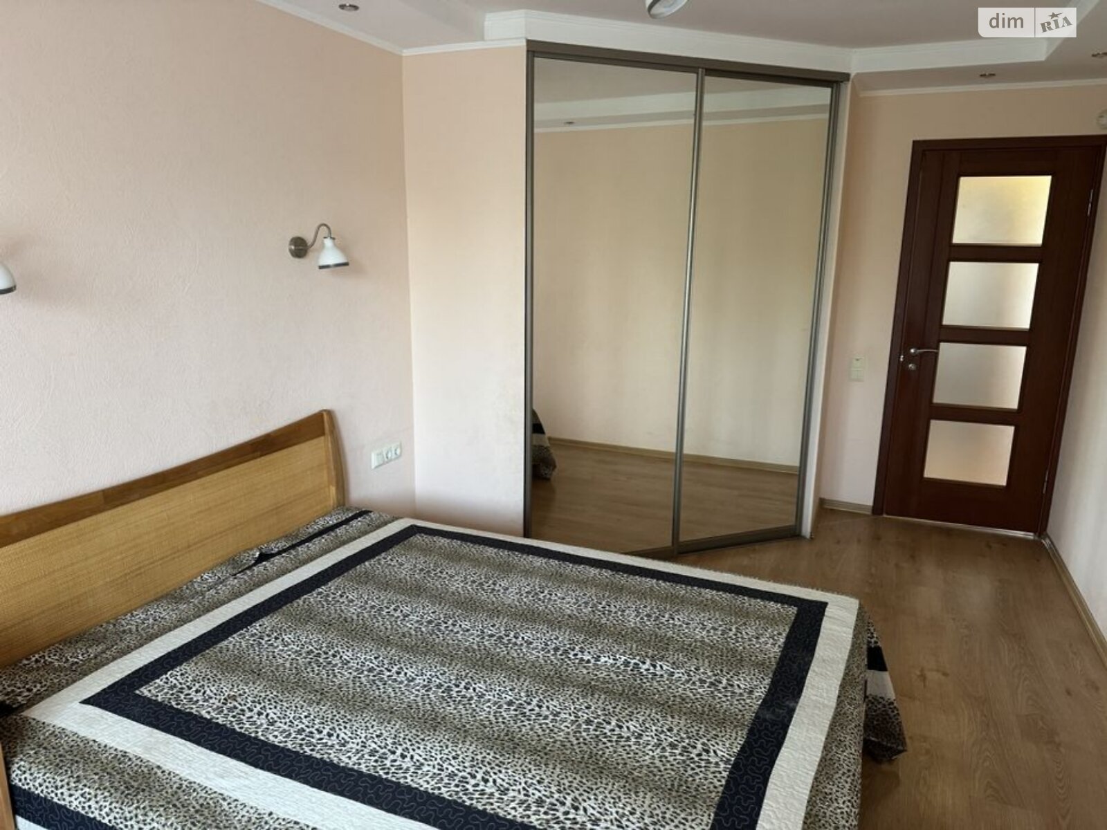 Продаж трикімнатної квартири в Харкові, на вул. Енвера Ахсарова 13, район 337-ий мікрорайон фото 1 Продаж трикімнатної квартири в Харкові, на вул. Енвера Ахсарова 13, район 337-ий мікрорайон фото 1