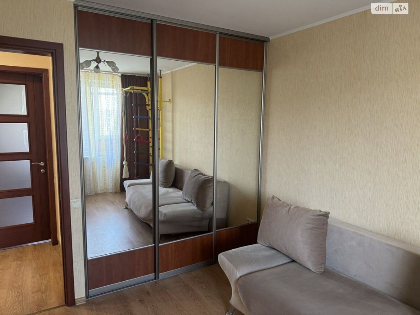 Продаж трикімнатної квартири в Харкові, на вул. Енвера Ахсарова 13, район 337-ий мікрорайон фото 1 Продаж трикімнатної квартири в Харкові, на вул. Енвера Ахсарова 13, район 337-ий мікрорайон фото 1