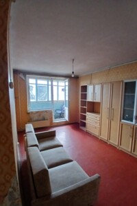 Продажа двухкомнатной квартиры в Харькове, на ул. Энвера Ахсарова 13, район 337-ой микрорайон фото 2 Продажа двухкомнатной квартиры в Харькове, на ул. Энвера Ахсарова 13, район 337-ой микрорайон фото 2