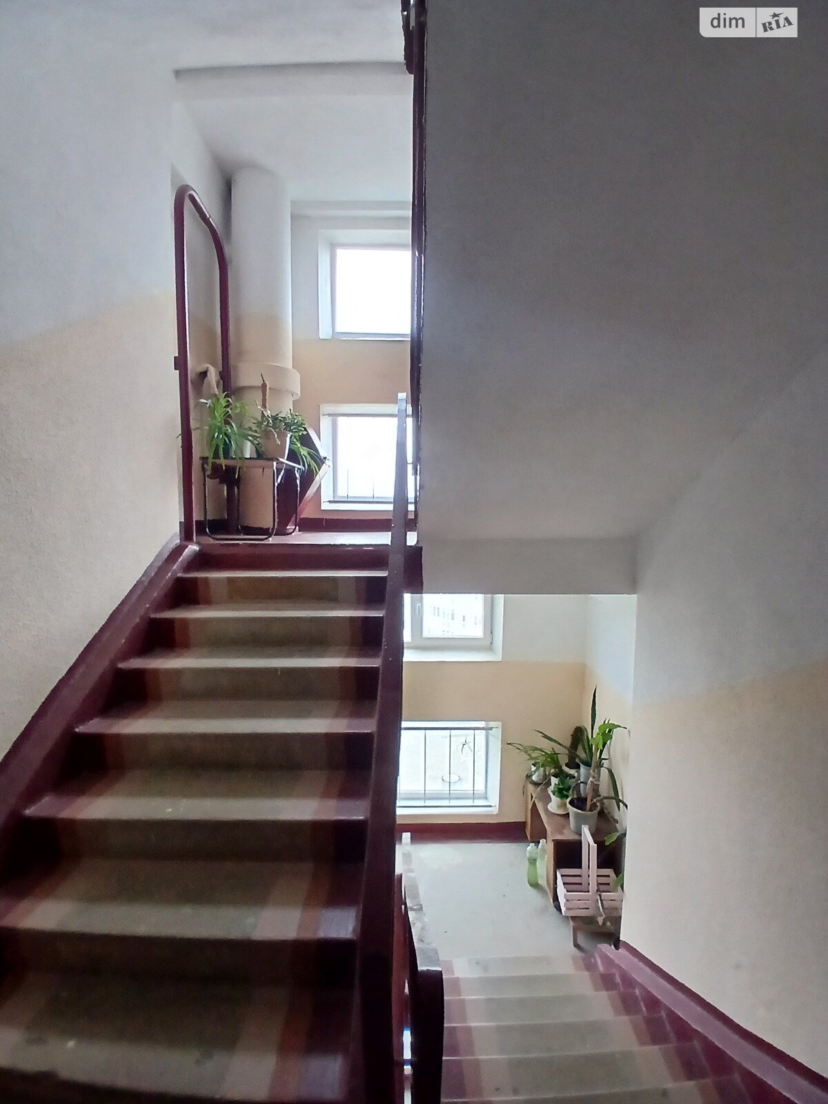 Продажа двухкомнатной квартиры в Харькове, на ул. Энвера Ахсарова 13, район 337-ой микрорайон фото 1 Продажа двухкомнатной квартиры в Харькове, на ул. Энвера Ахсарова 13, район 337-ой микрорайон фото 1