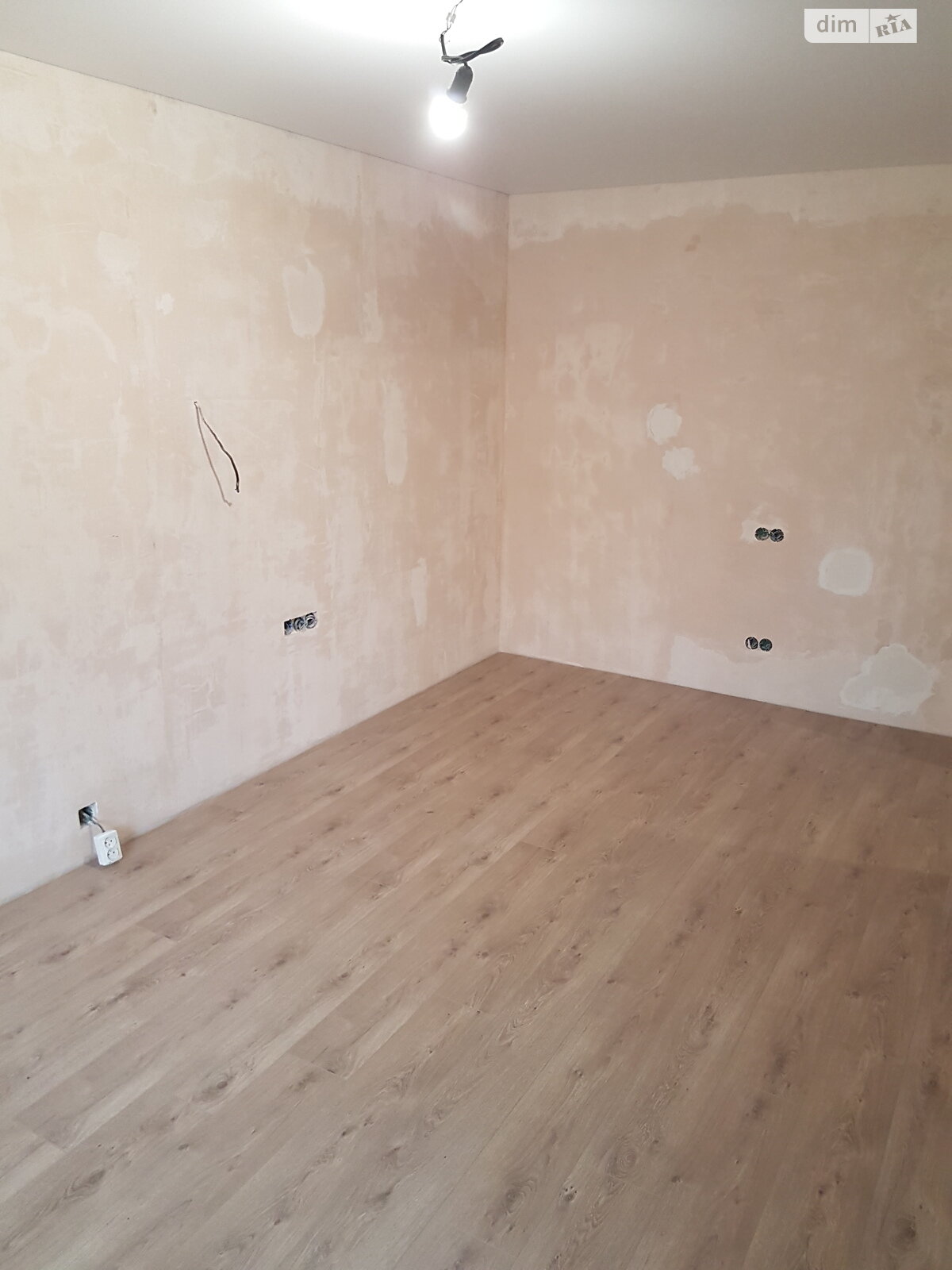 Продаж двокімнатної квартири в Харкові, на вул. Енвера Ахсарова 13, район 337-ий мікрорайон фото 1