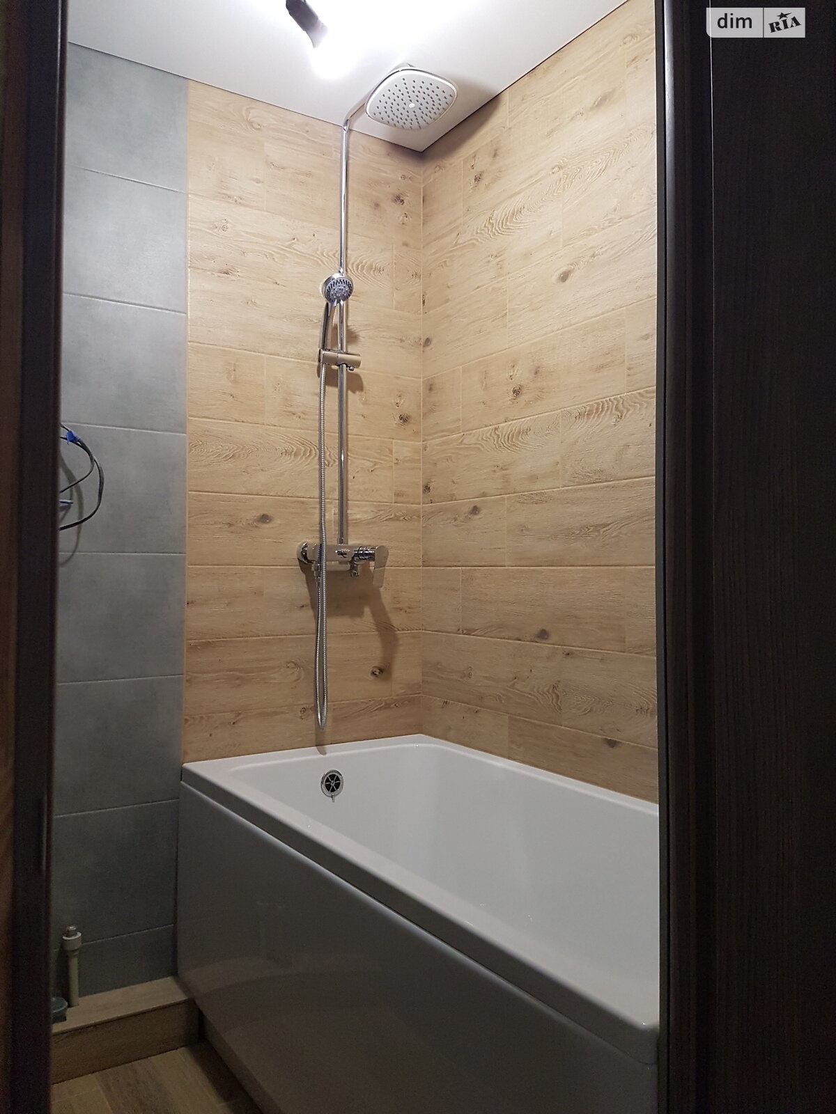 Продаж двокімнатної квартири в Харкові, на вул. Енвера Ахсарова 13, район 337-ий мікрорайон фото 1