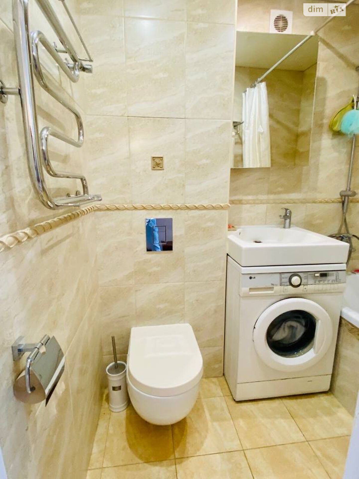 Продаж трикімнатної квартири в Харкові, на просп. Людвіга Свободи 34, район 337-ий мікрорайон фото 1 Продаж трикімнатної квартири в Харкові, на просп. Людвіга Свободи 34, район 337-ий мікрорайон фото 1