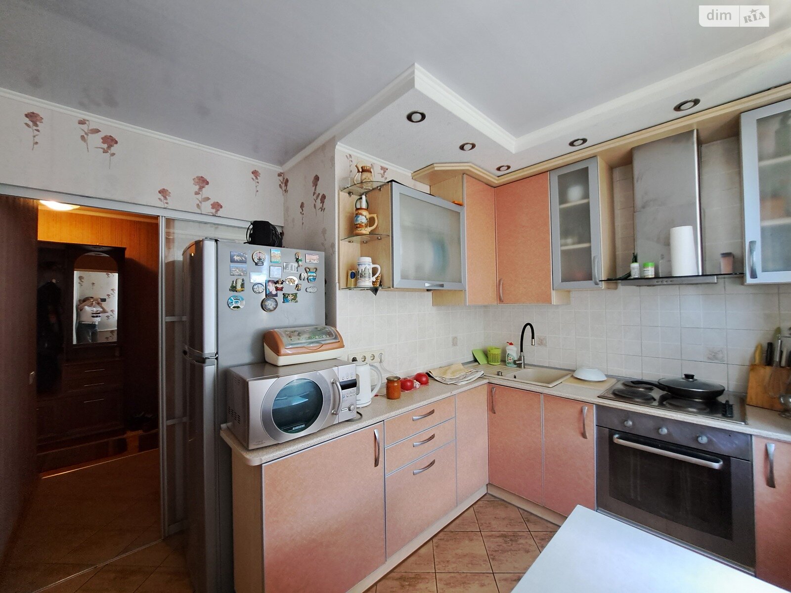 Продажа трехкомнатной квартиры в Харькове, на просп. Людвига Свободы 46, район 337-ой микрорайон фото 1 Продажа трехкомнатной квартиры в Харькове, на просп. Людвига Свободы 46, район 337-ой микрорайон фото 1