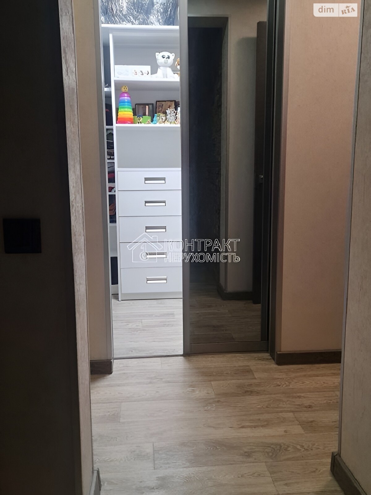 Продажа трехкомнатной квартиры в Харькове, на ул. Архитекторов 24, район 339-ый микрорайон фото 1 Продажа трехкомнатной квартиры в Харькове, на ул. Архитекторов 24, район 339-ый микрорайон фото 1