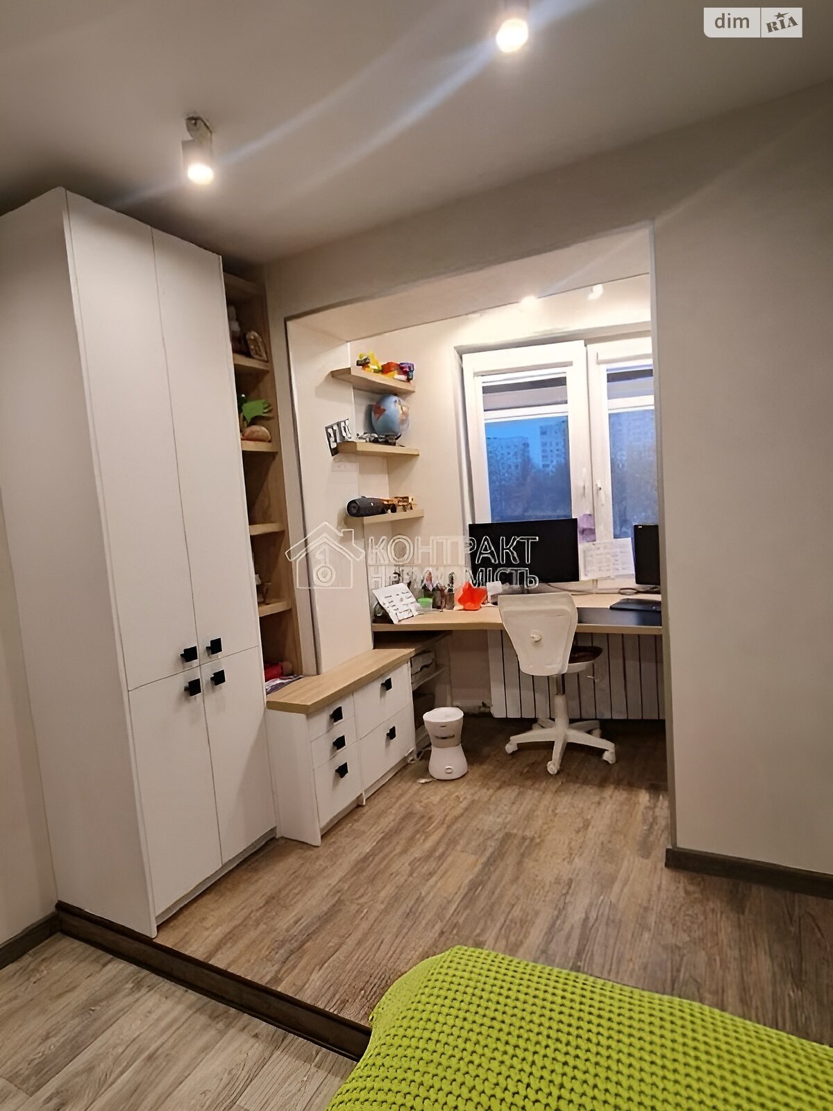 Продажа трехкомнатной квартиры в Харькове, на ул. Архитекторов 24, район 339-ый микрорайон фото 1 Продажа трехкомнатной квартиры в Харькове, на ул. Архитекторов 24, район 339-ый микрорайон фото 1
