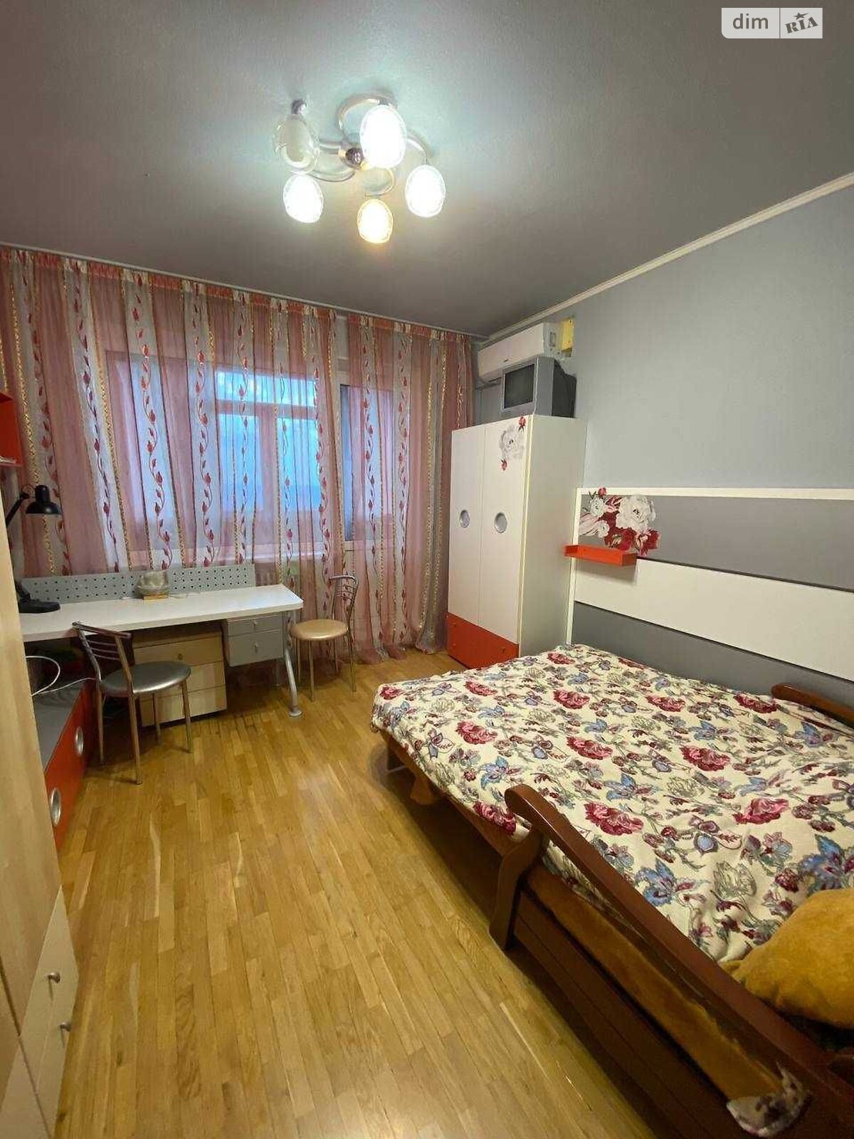 Продажа четырехкомнатной квартиры в Харькове, на просп. Людвига Свободы 58, район 339-ый микрорайон фото 1 Продажа четырехкомнатной квартиры в Харькове, на просп. Людвига Свободы 58, район 339-ый микрорайон фото 1