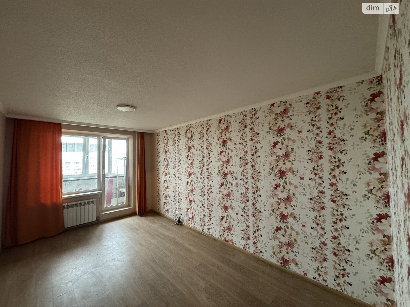 Продаж трикімнатної квартири в Харкові, на просп. Перемоги 67, район 339-ий мікрорайон фото 1 Продаж трикімнатної квартири в Харкові, на просп. Перемоги 67, район 339-ий мікрорайон фото 1