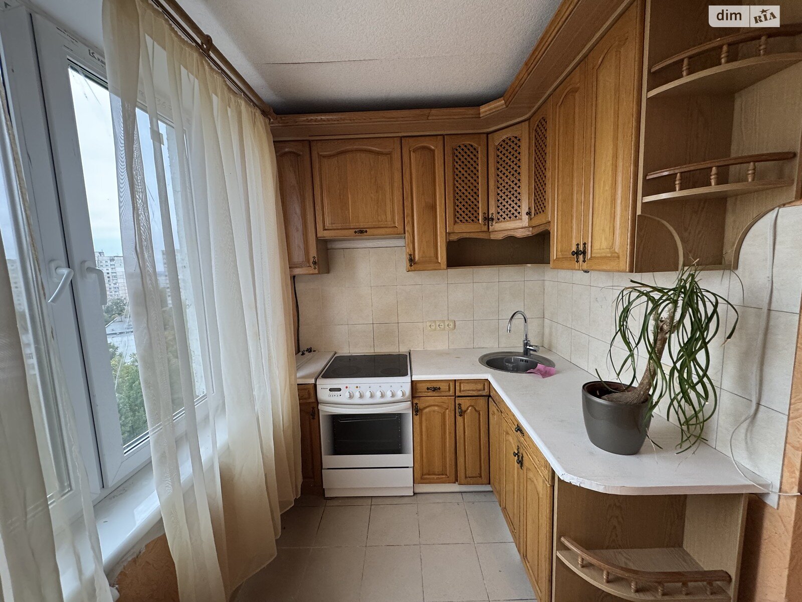 Продаж трикімнатної квартири в Харкові, на просп. Перемоги 67, район 339-ий мікрорайон фото 1 Продаж трикімнатної квартири в Харкові, на просп. Перемоги 67, район 339-ий мікрорайон фото 1