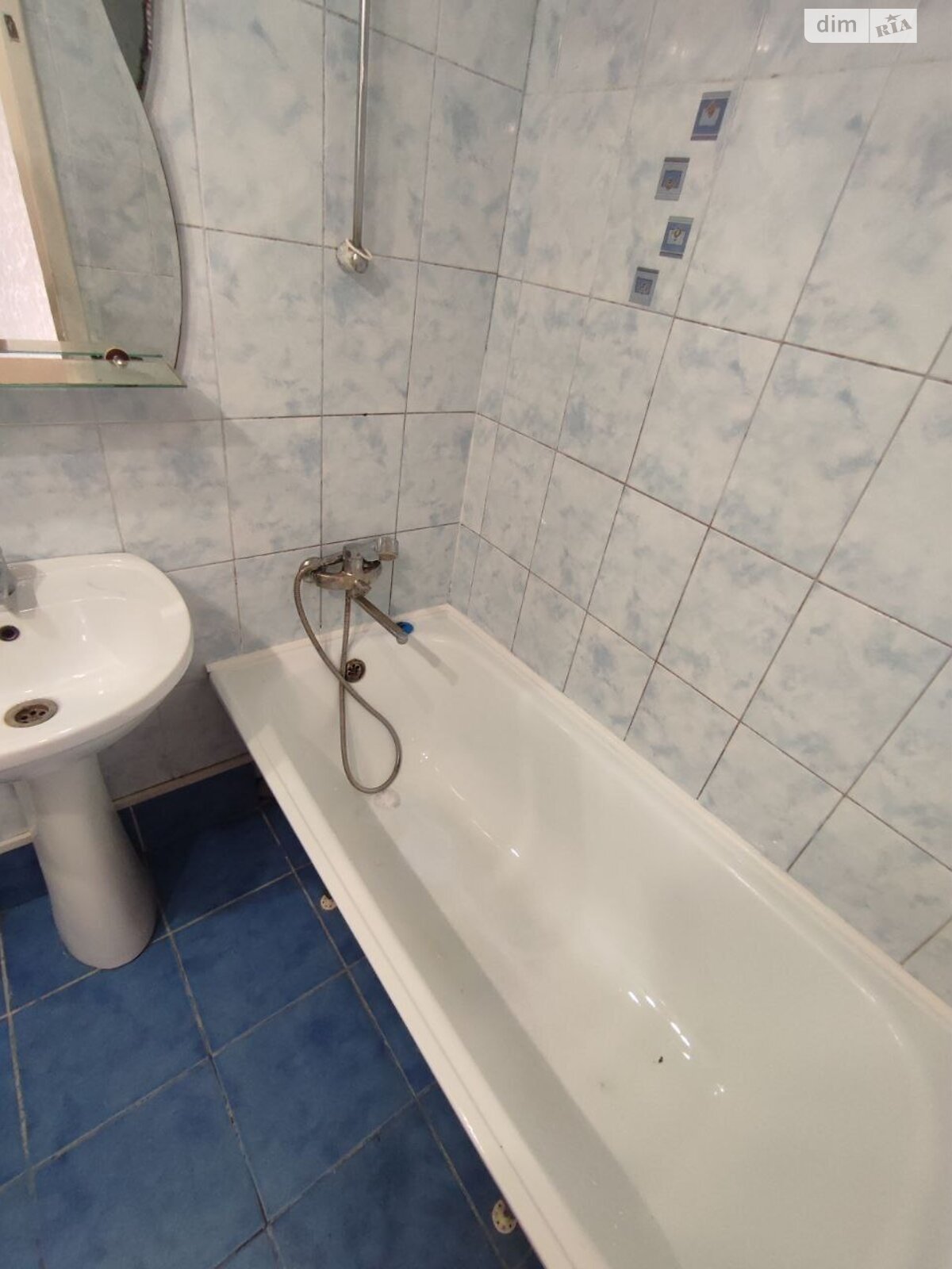 Продаж двокімнатної квартири в Харкові, на просп. Перемоги 75, район 339-ий мікрорайон фото 1 Продаж двокімнатної квартири в Харкові, на просп. Перемоги 75, район 339-ий мікрорайон фото 1