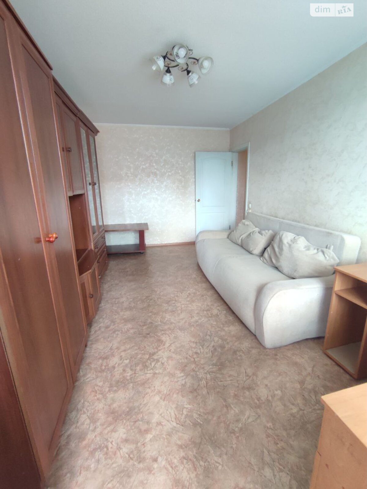 Продаж двокімнатної квартири в Харкові, на просп. Перемоги 75, район 339-ий мікрорайон фото 1 Продаж двокімнатної квартири в Харкові, на просп. Перемоги 75, район 339-ий мікрорайон фото 1
