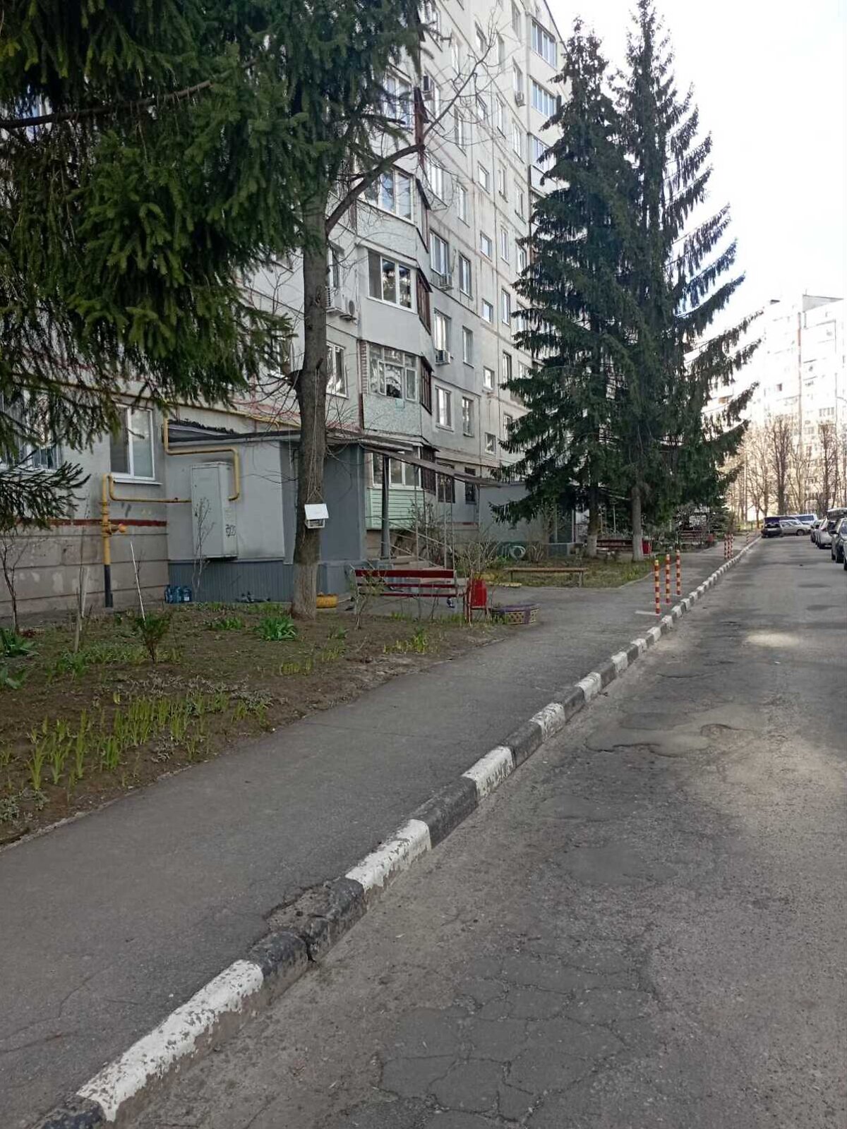 Продажа трехкомнатной квартиры в Харькове, на просп. Победы 65, район 339-ый микрорайон фото 1