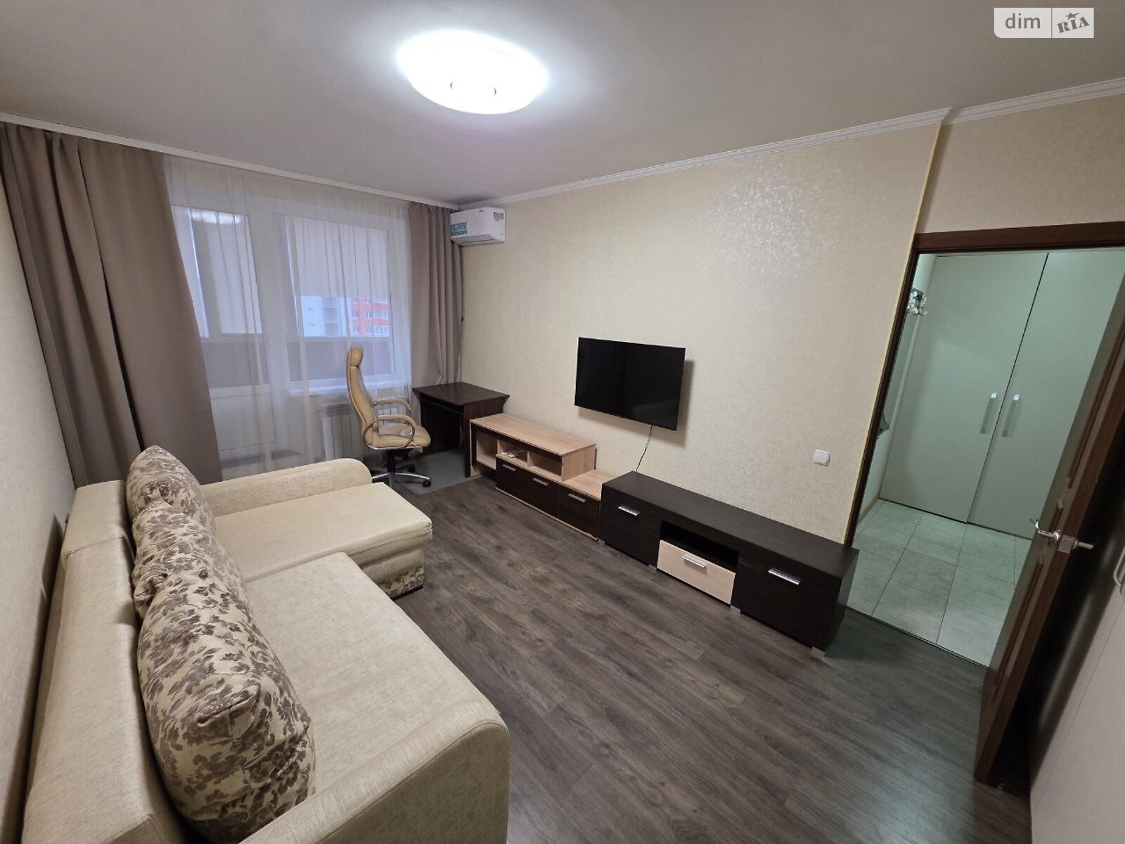 Продажа однокомнатной квартиры в Харькове, на просп. Победы 67, район 339-ый микрорайон фото 1 Продажа однокомнатной квартиры в Харькове, на просп. Победы 67, район 339-ый микрорайон фото 1