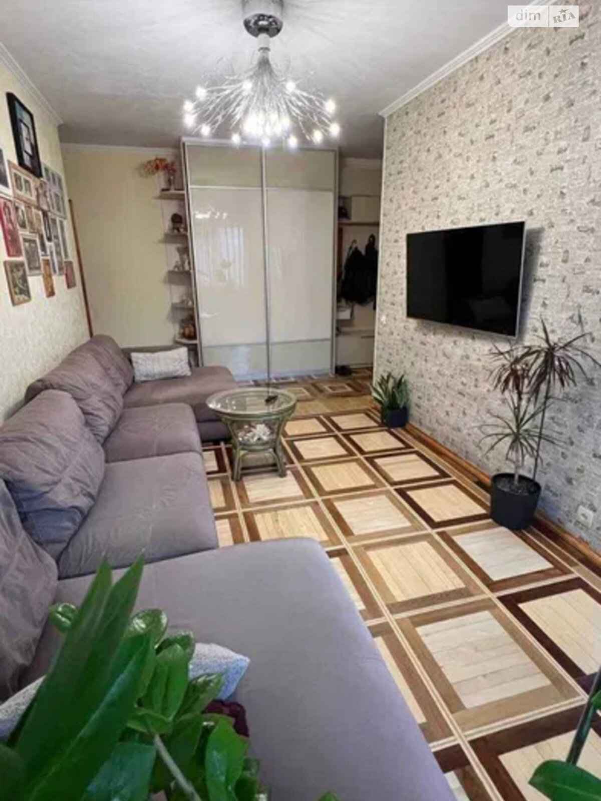 Продажа трехкомнатной квартиры в Харькове, на просп. Победы 75Б, район 339-ый микрорайон фото 1 Продажа трехкомнатной квартиры в Харькове, на просп. Победы 75Б, район 339-ый микрорайон фото 1