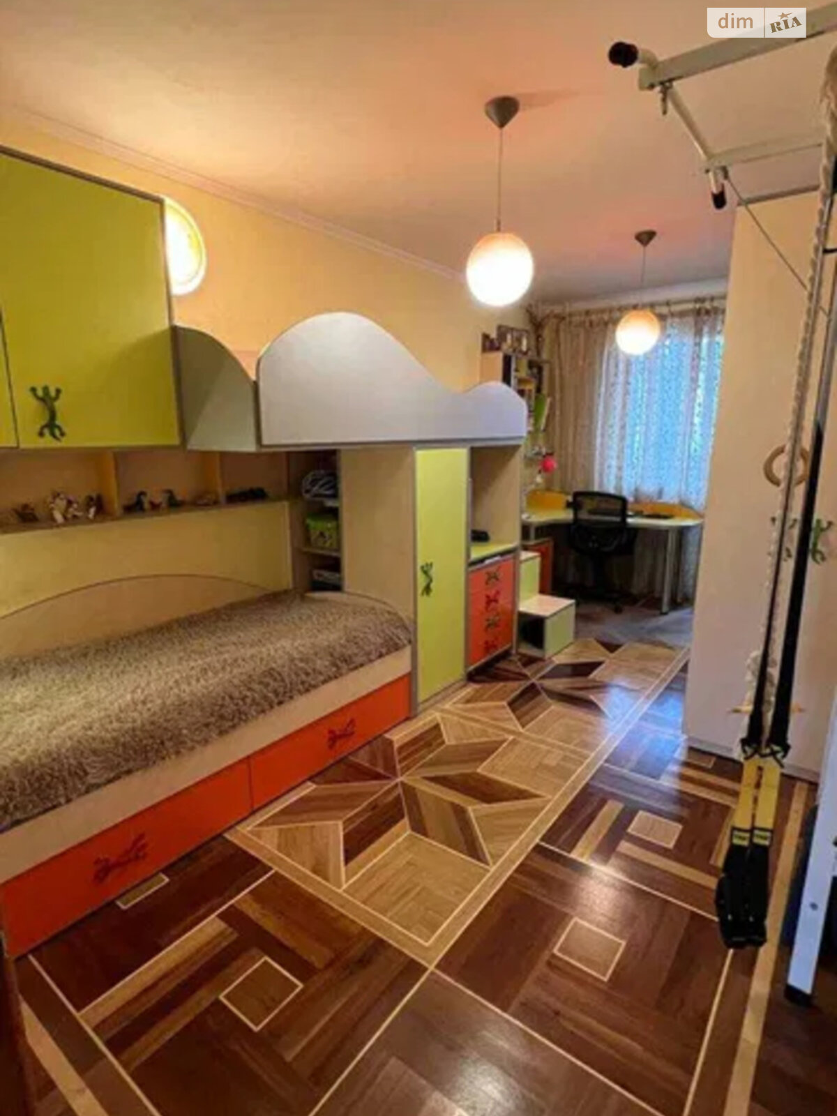 Продажа трехкомнатной квартиры в Харькове, на просп. Победы 75Б, район 339-ый микрорайон фото 1 Продажа трехкомнатной квартиры в Харькове, на просп. Победы 75Б, район 339-ый микрорайон фото 1