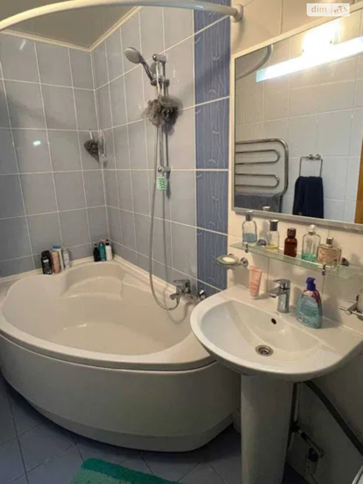 Продажа трехкомнатной квартиры в Харькове, на просп. Победы 75Б, район 339-ый микрорайон фото 1 Продажа трехкомнатной квартиры в Харькове, на просп. Победы 75Б, район 339-ый микрорайон фото 1