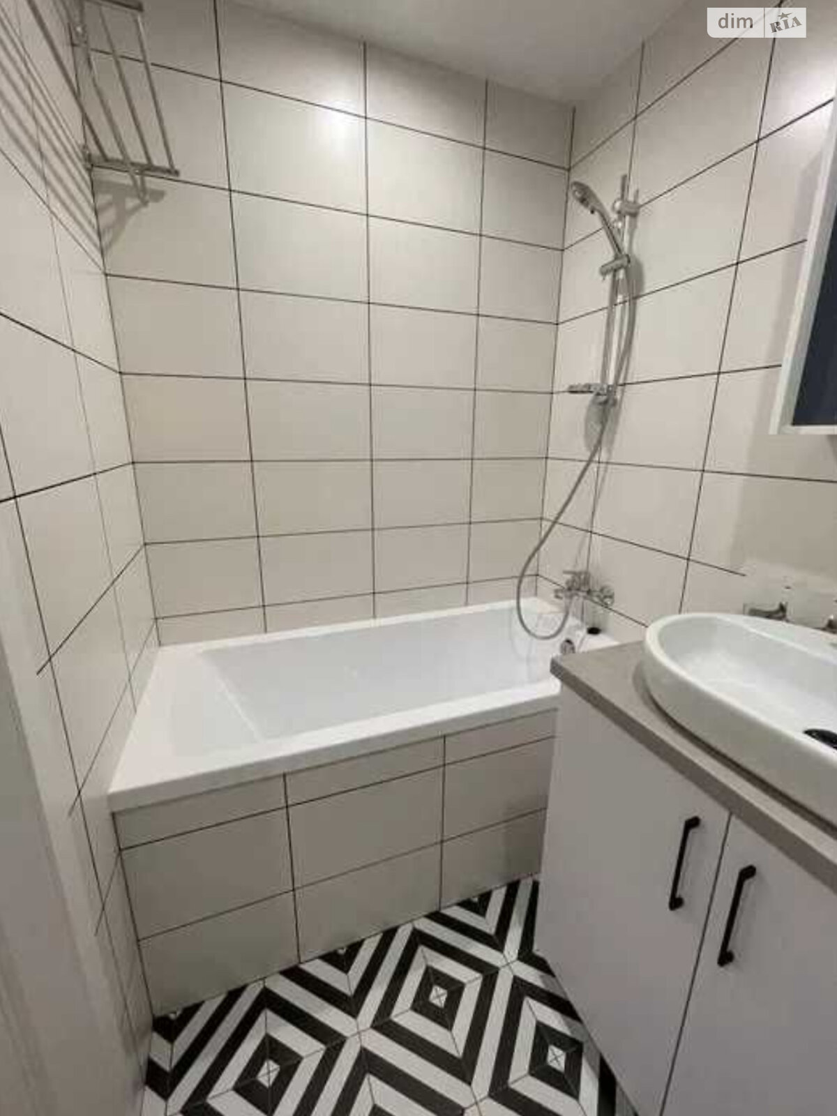 Продажа двухкомнатной квартиры в Харькове, на ул. 23-го Августа 51Б, район 5-ый микрорайон фото 1 Продажа двухкомнатной квартиры в Харькове, на ул. 23-го Августа 51Б, район 5-ый микрорайон фото 1