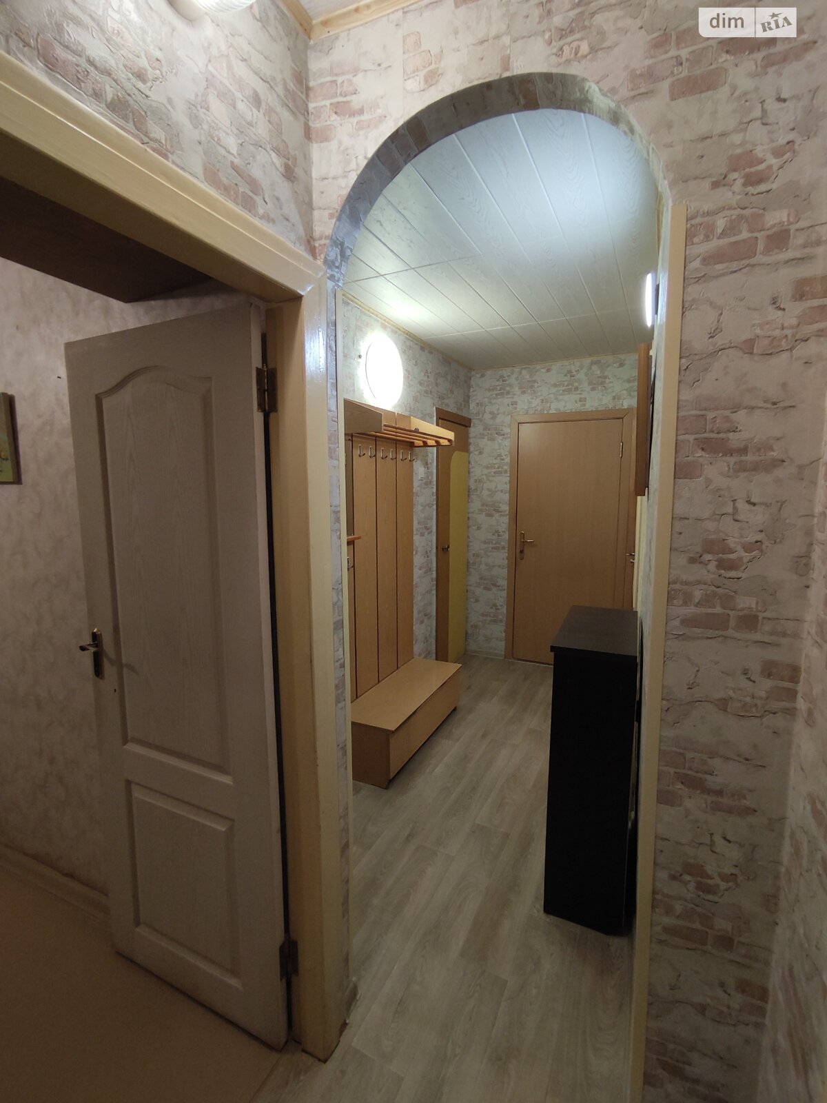 Продажа трехкомнатной квартиры в Харькове, на ул. 23-го Августа 41А, район 5-ый микрорайон фото 1