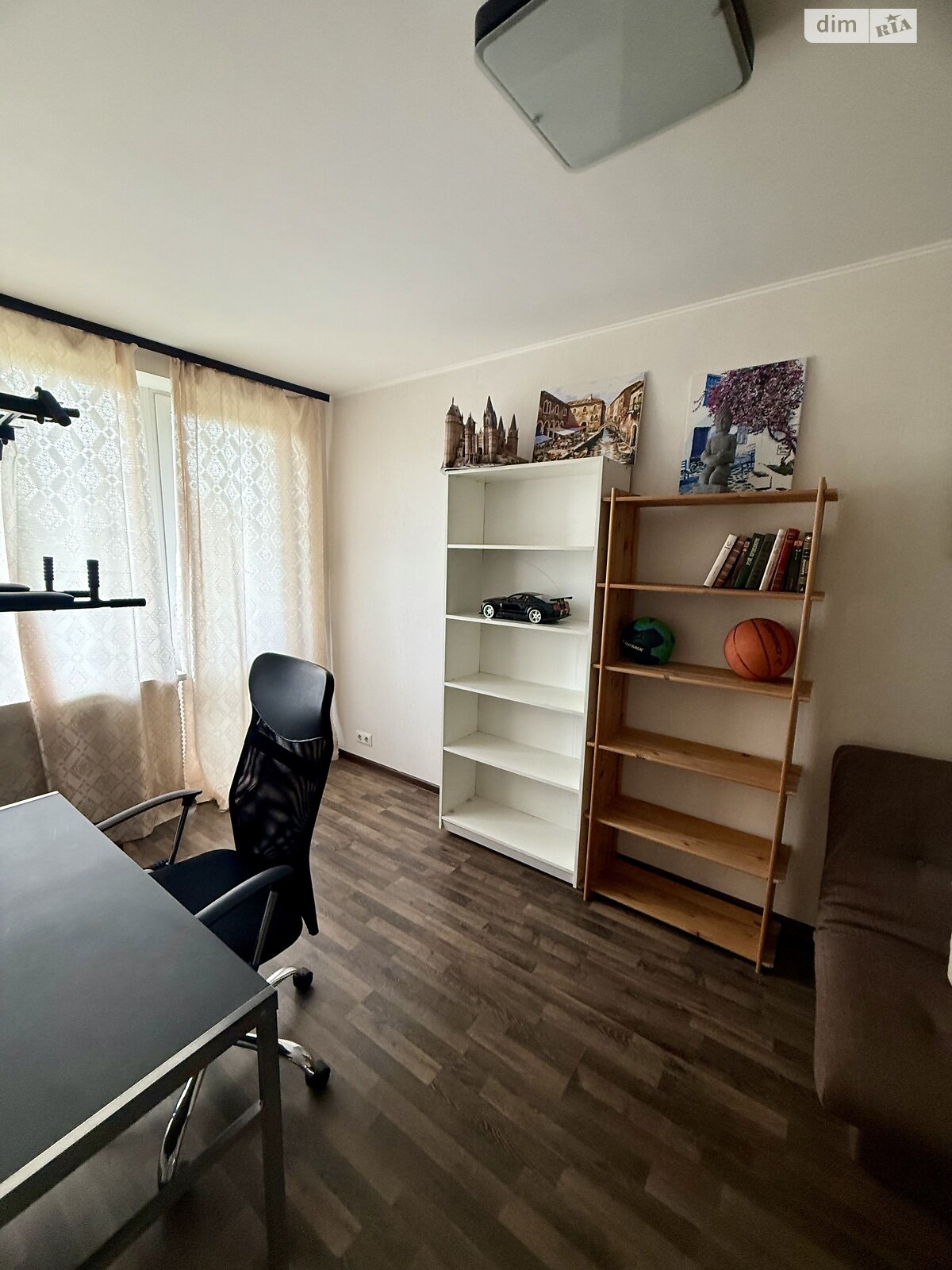 Продаж трикімнатної квартири в Харкові, на вул. Космонавтів 5А, район Шевченківський фото 1 Продаж трикімнатної квартири в Харкові, на вул. Космонавтів 5А, район Шевченківський фото 1