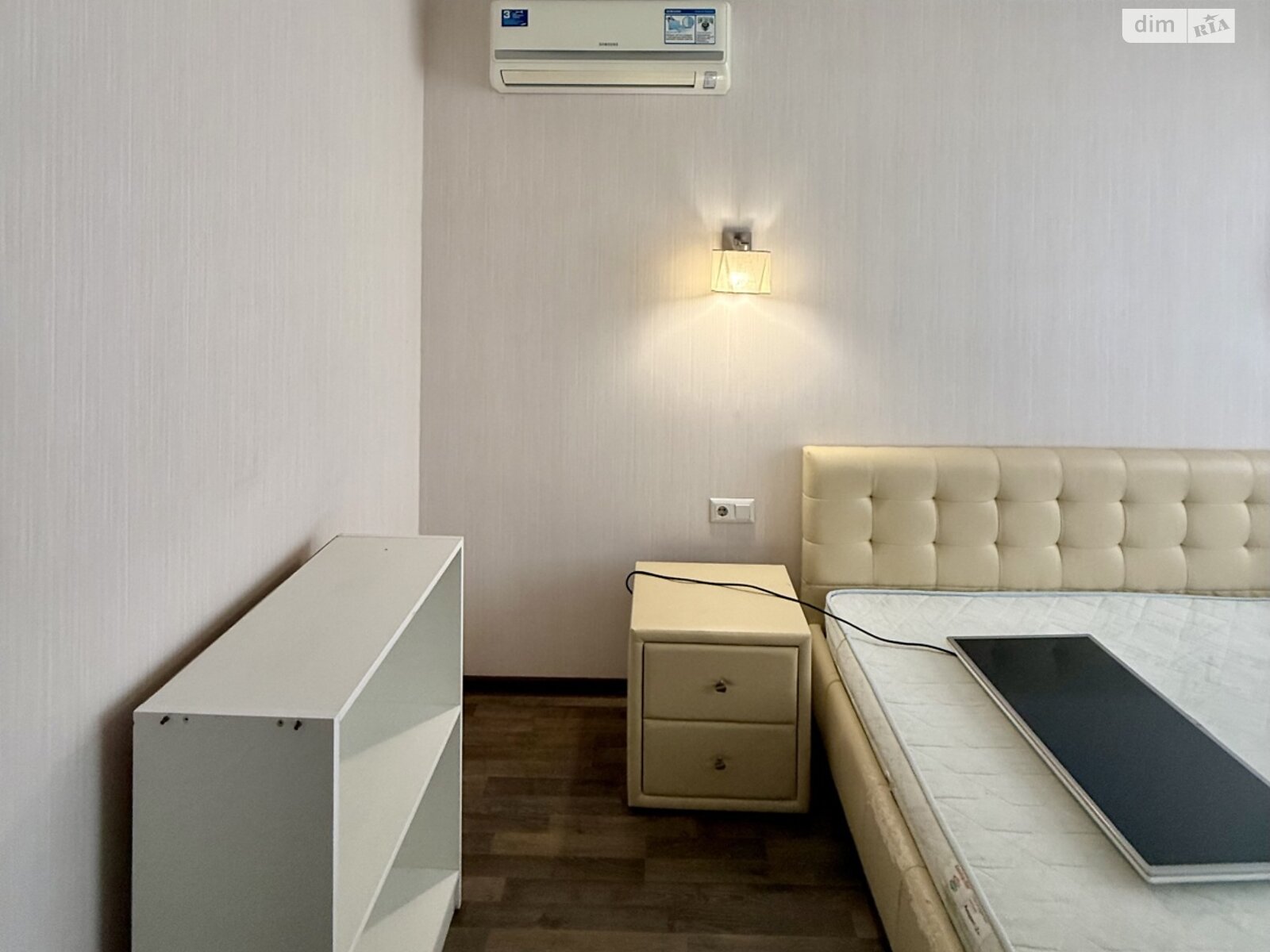 Продаж трикімнатної квартири в Харкові, на вул. Космонавтів 5А, район Шевченківський фото 1 Продаж трикімнатної квартири в Харкові, на вул. Космонавтів 5А, район Шевченківський фото 1