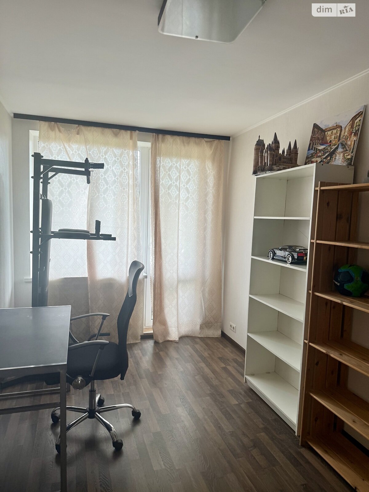 Продаж трикімнатної квартири в Харкові, на вул. Космонавтів 5А, район Шевченківський фото 1 Продаж трикімнатної квартири в Харкові, на вул. Космонавтів 5А, район Шевченківський фото 1