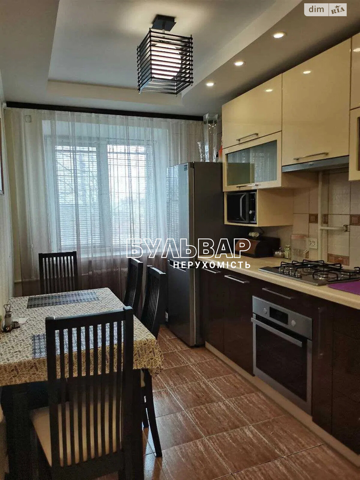 Продажа трехкомнатной квартиры в Харькове, на просп. Науки 92, район 5-ый микрорайон фото 1 Продажа трехкомнатной квартиры в Харькове, на просп. Науки 92, район 5-ый микрорайон фото 1
