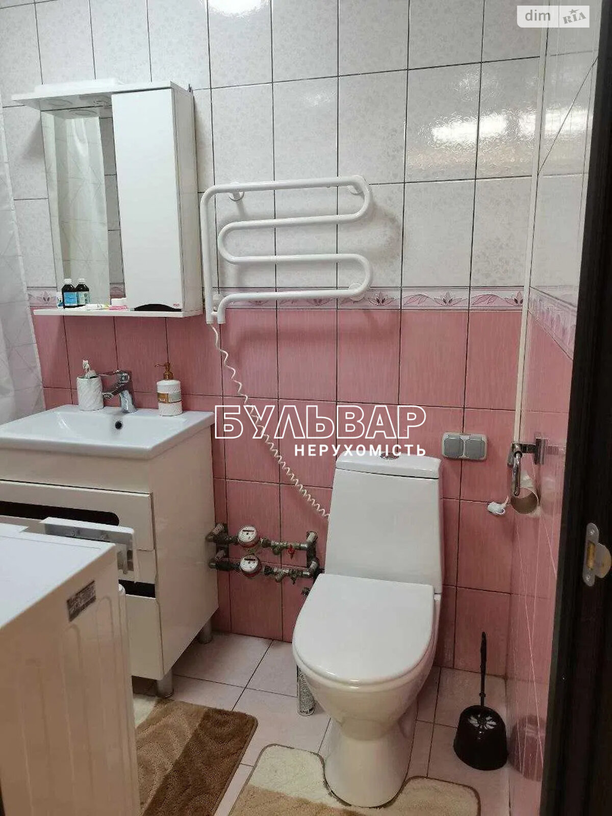 Продажа трехкомнатной квартиры в Харькове, на просп. Науки 92, район 5-ый микрорайон фото 1 Продажа трехкомнатной квартиры в Харькове, на просп. Науки 92, район 5-ый микрорайон фото 1