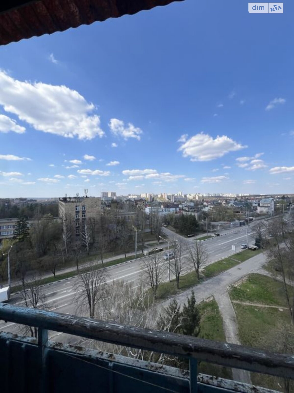 Продажа двухкомнатной квартиры в Харькове, на просп. Науки 72, район 5-ый микрорайон фото 1 Продажа двухкомнатной квартиры в Харькове, на просп. Науки 72, район 5-ый микрорайон фото 1