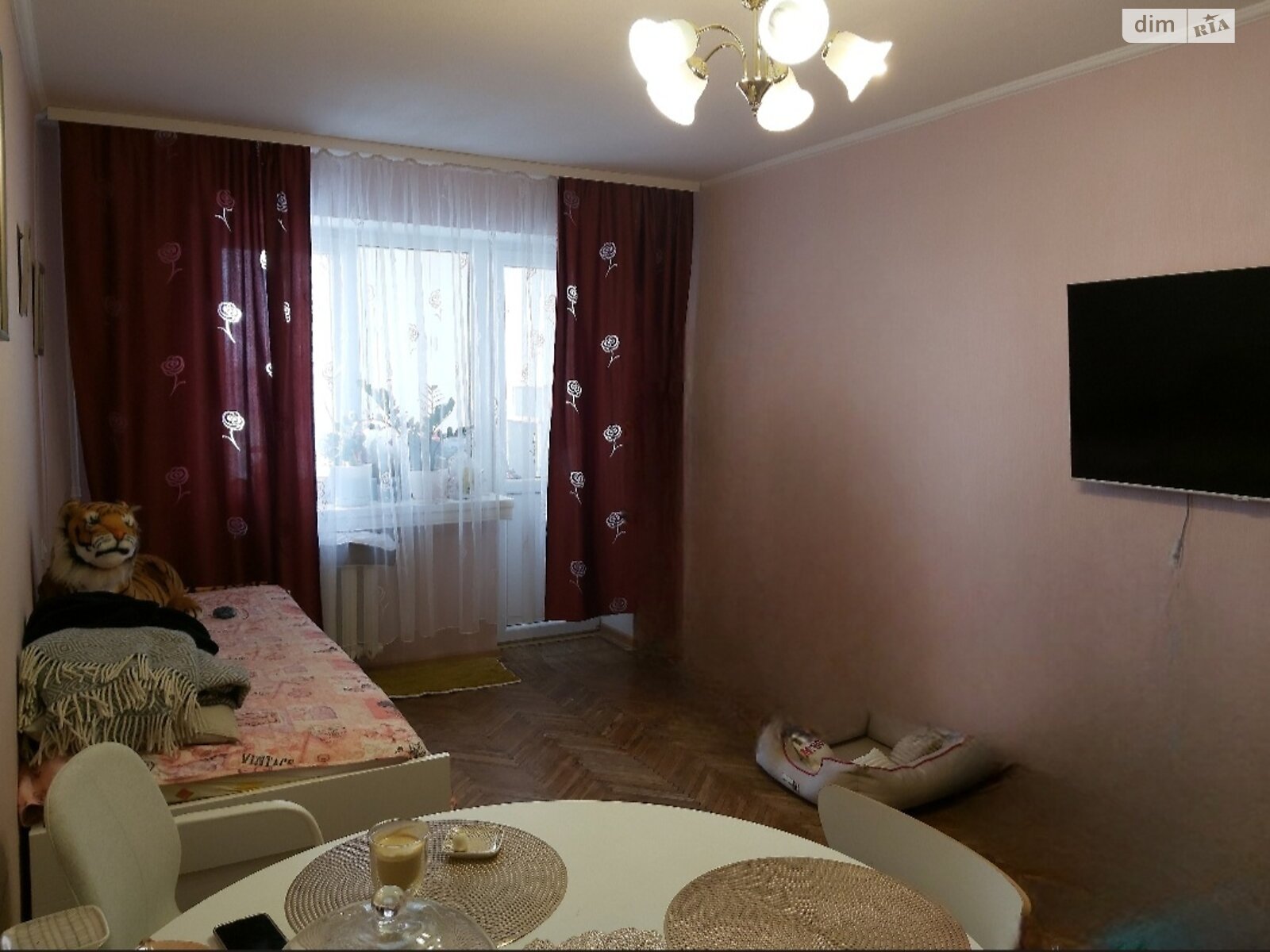 Продажа трехкомнатной квартиры в Харькове, на просп. Науки 64, район 5-ый микрорайон фото 1 Продажа трехкомнатной квартиры в Харькове, на просп. Науки 64, район 5-ый микрорайон фото 1