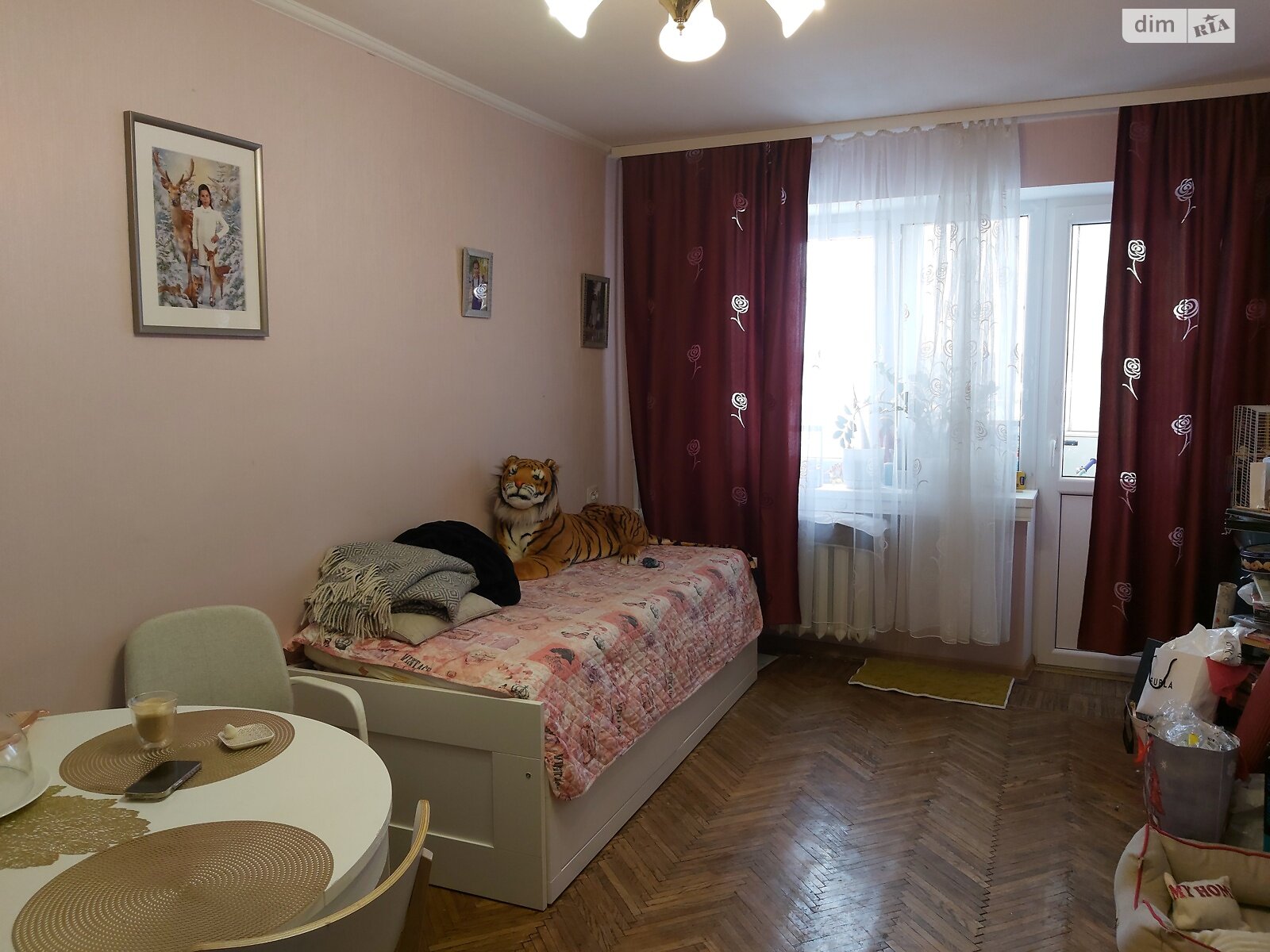 Продажа трехкомнатной квартиры в Харькове, на просп. Науки 64, район 5-ый микрорайон фото 1 Продажа трехкомнатной квартиры в Харькове, на просп. Науки 64, район 5-ый микрорайон фото 1