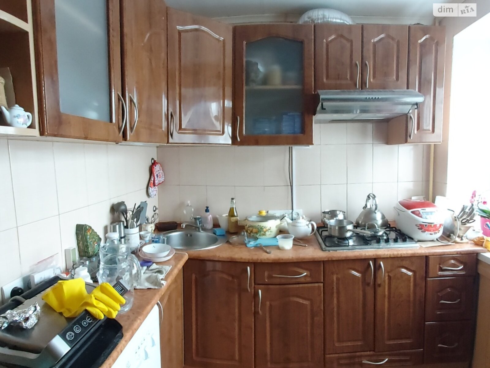 Продажа трехкомнатной квартиры в Харькове, на просп. Науки 64, район 5-ый микрорайон фото 1 Продажа трехкомнатной квартиры в Харькове, на просп. Науки 64, район 5-ый микрорайон фото 1