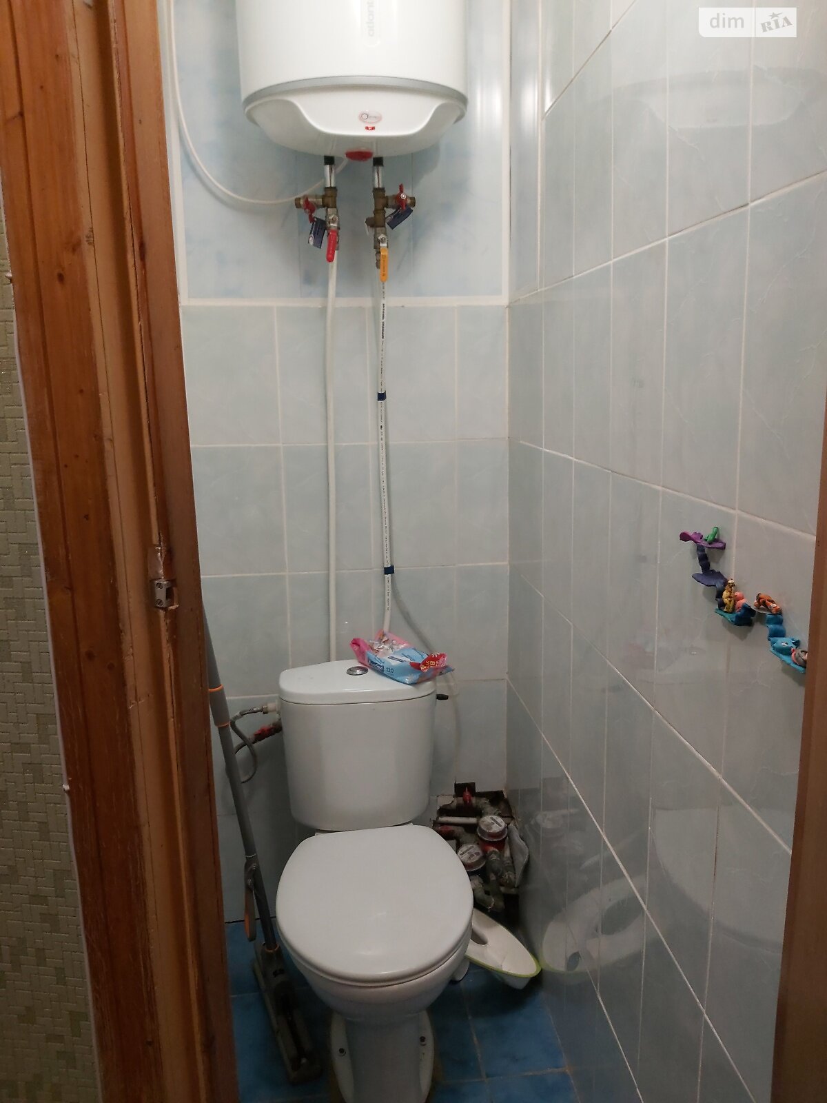 Продажа трехкомнатной квартиры в Харькове, на просп. Науки 64, район 5-ый микрорайон фото 1 Продажа трехкомнатной квартиры в Харькове, на просп. Науки 64, район 5-ый микрорайон фото 1
