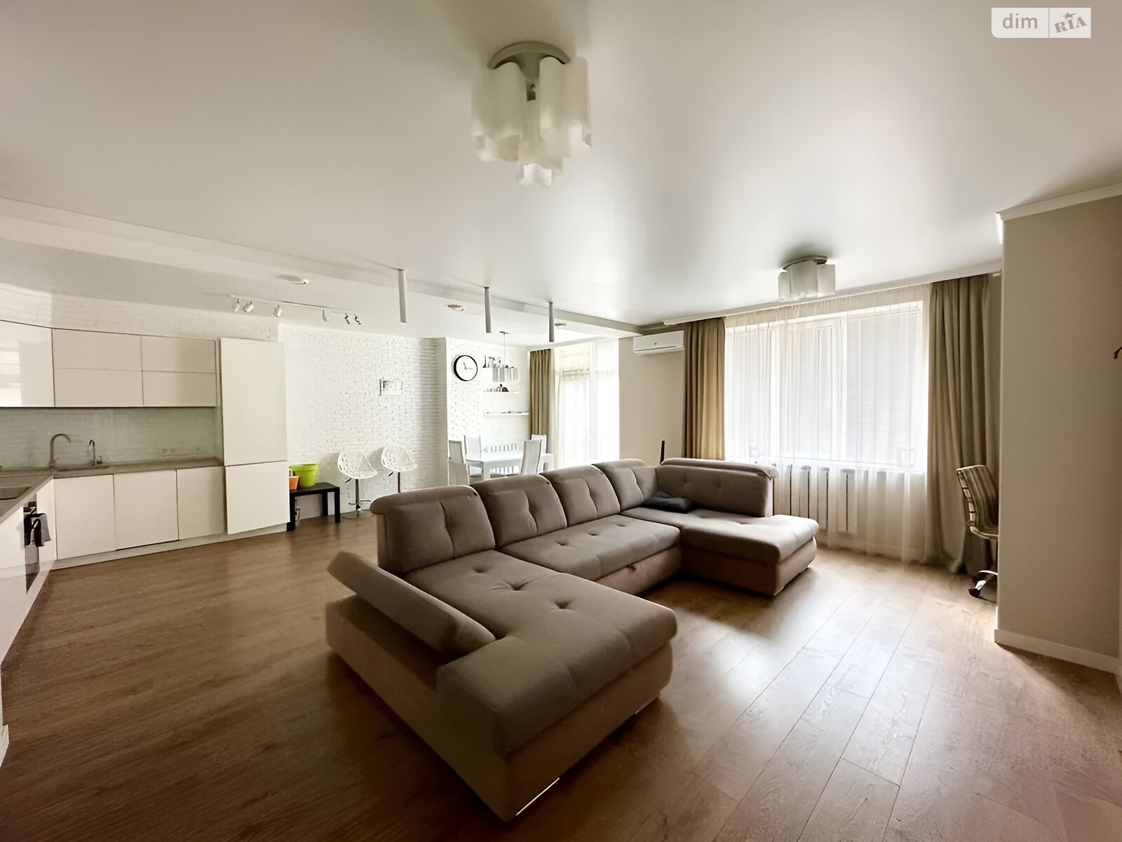 Продаж трикімнатної квартири в Харкові, на пр. Ювілейний 61Д, район 603-ий мікрорайон фото 1 Продаж трикімнатної квартири в Харкові, на пр. Ювілейний 61Д, район 603-ий мікрорайон фото 1