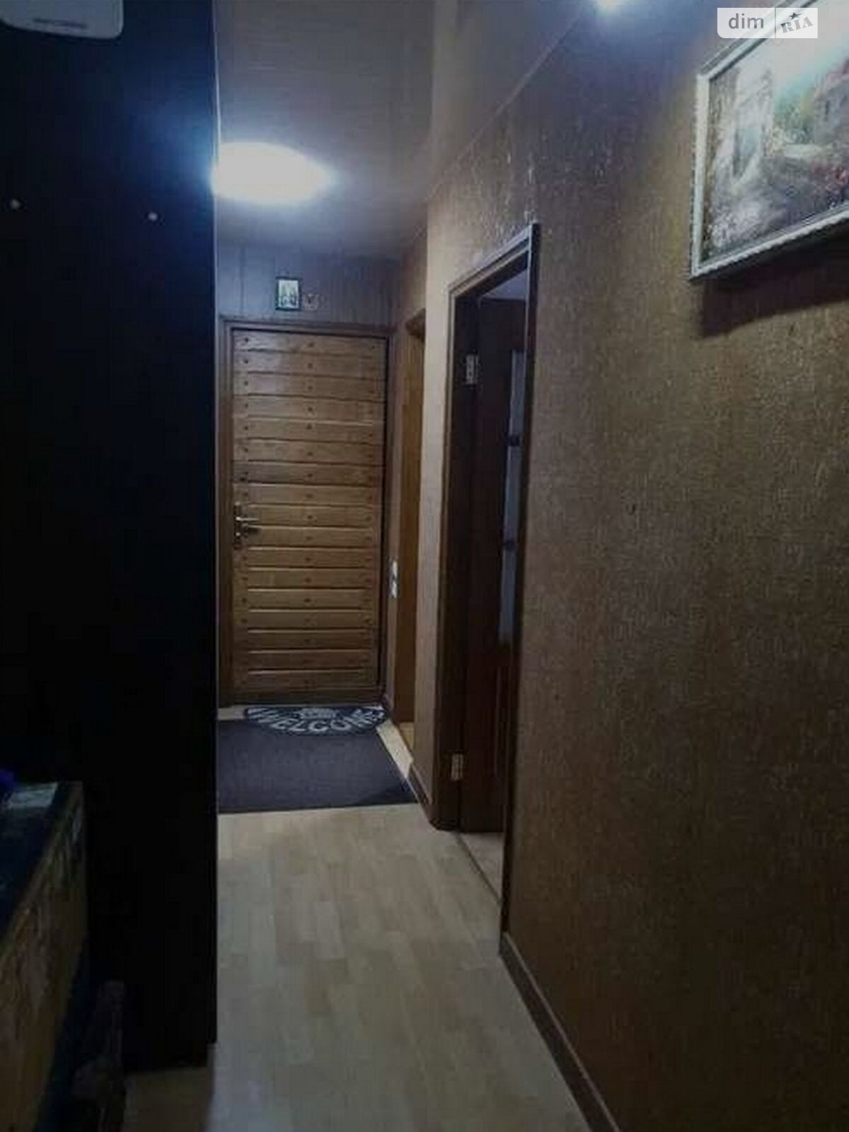 Продажа трехкомнатной квартиры в Харькове, на ул. Валентиновская 28, район 520-й микрорайон фото 1 Продажа трехкомнатной квартиры в Харькове, на ул. Валентиновская 28, район 520-й микрорайон фото 1