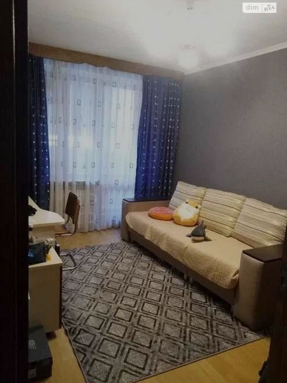 Продажа трехкомнатной квартиры в Харькове, на ул. Валентиновская 28, район 520-й микрорайон фото 1 Продажа трехкомнатной квартиры в Харькове, на ул. Валентиновская 28, район 520-й микрорайон фото 1