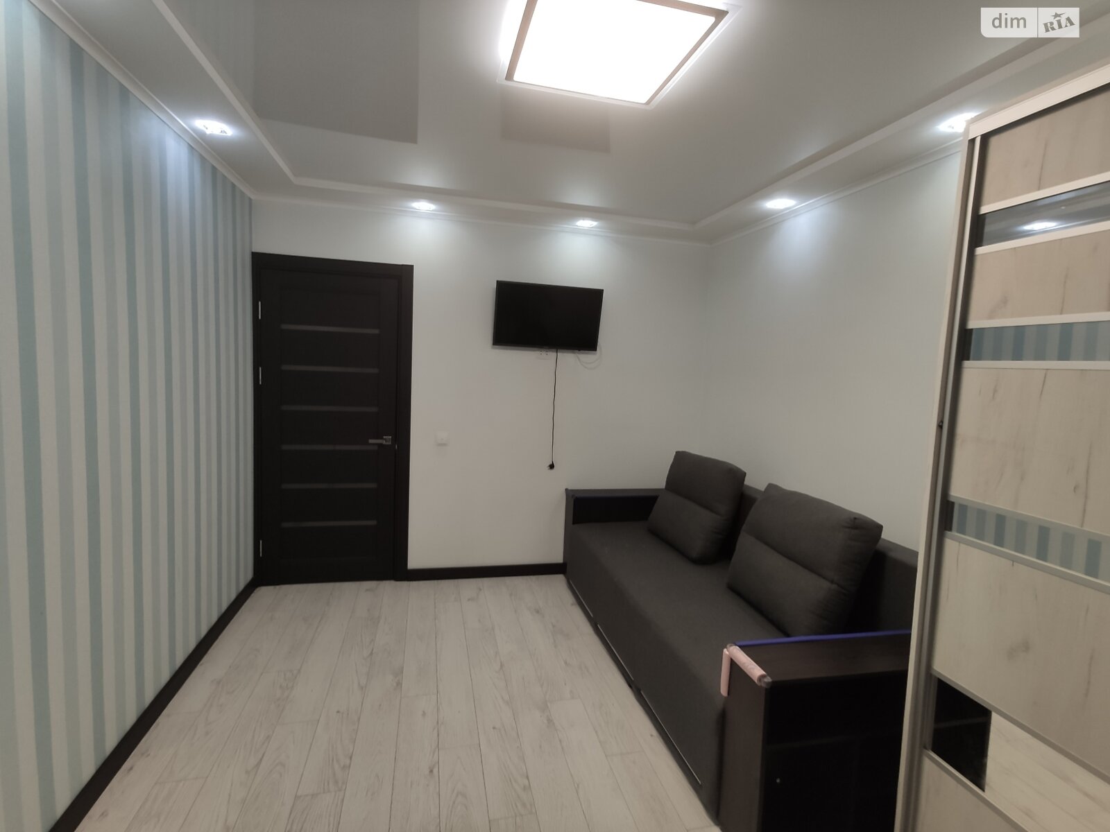 Продаж трикімнатної квартири в Харкові, на вул. Академіка Павлова 140, район 521-ий мікрорайон фото 1 Продаж трикімнатної квартири в Харкові, на вул. Академіка Павлова 140, район 521-ий мікрорайон фото 1