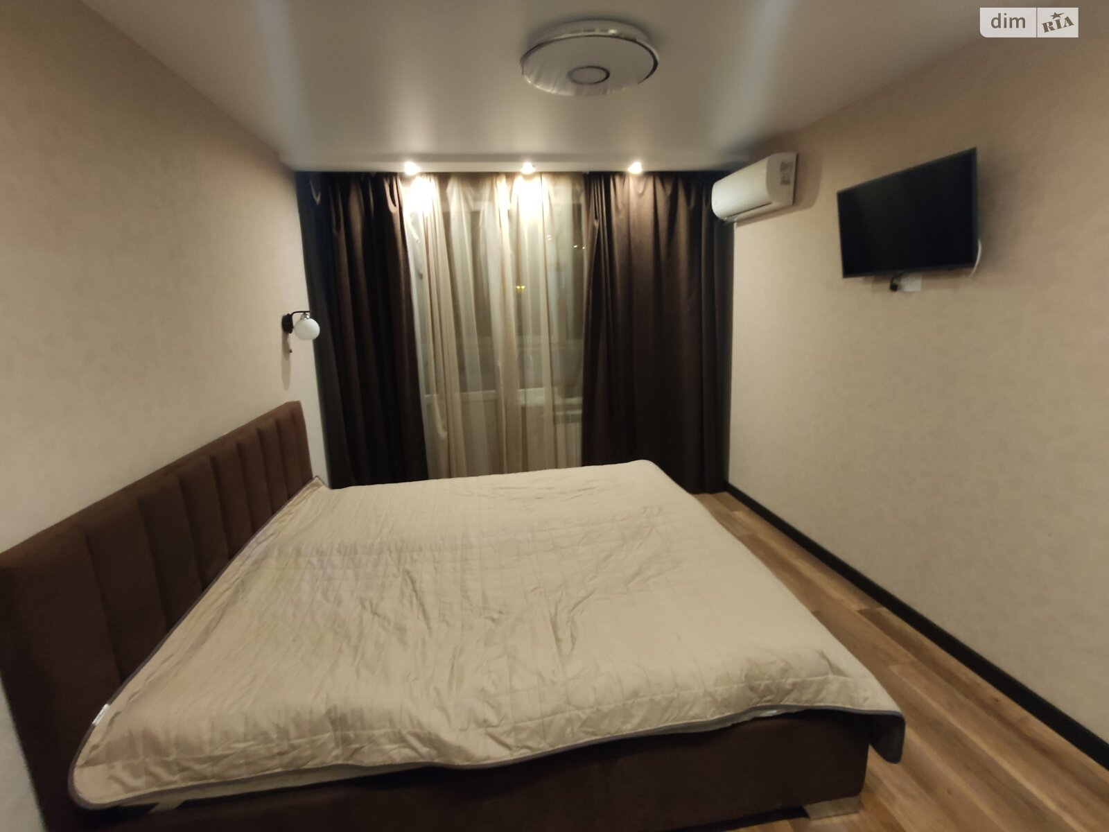 Продаж трикімнатної квартири в Харкові, на вул. Академіка Павлова 140, район 521-ий мікрорайон фото 1 Продаж трикімнатної квартири в Харкові, на вул. Академіка Павлова 140, район 521-ий мікрорайон фото 1