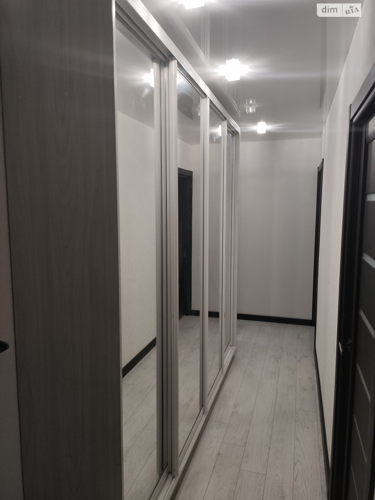 Продаж трикімнатної квартири в Харкові, на вул. Академіка Павлова 140, район 521-ий мікрорайон фото 1 Продаж трикімнатної квартири в Харкові, на вул. Академіка Павлова 140, район 521-ий мікрорайон фото 1